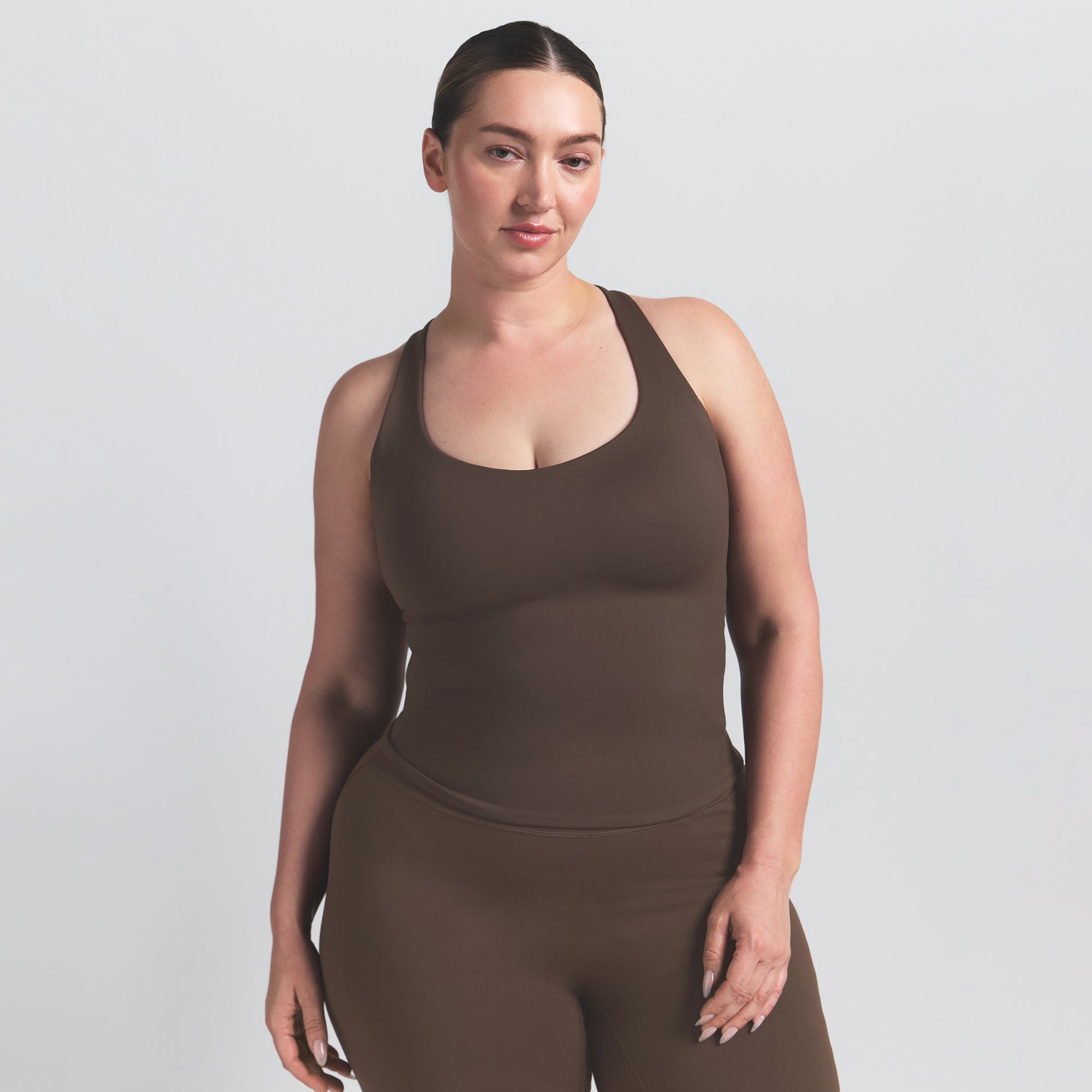 NikeSKIMS MATTE RACER BACK TANK | DARK SEPIA - Sneaker Türkiye