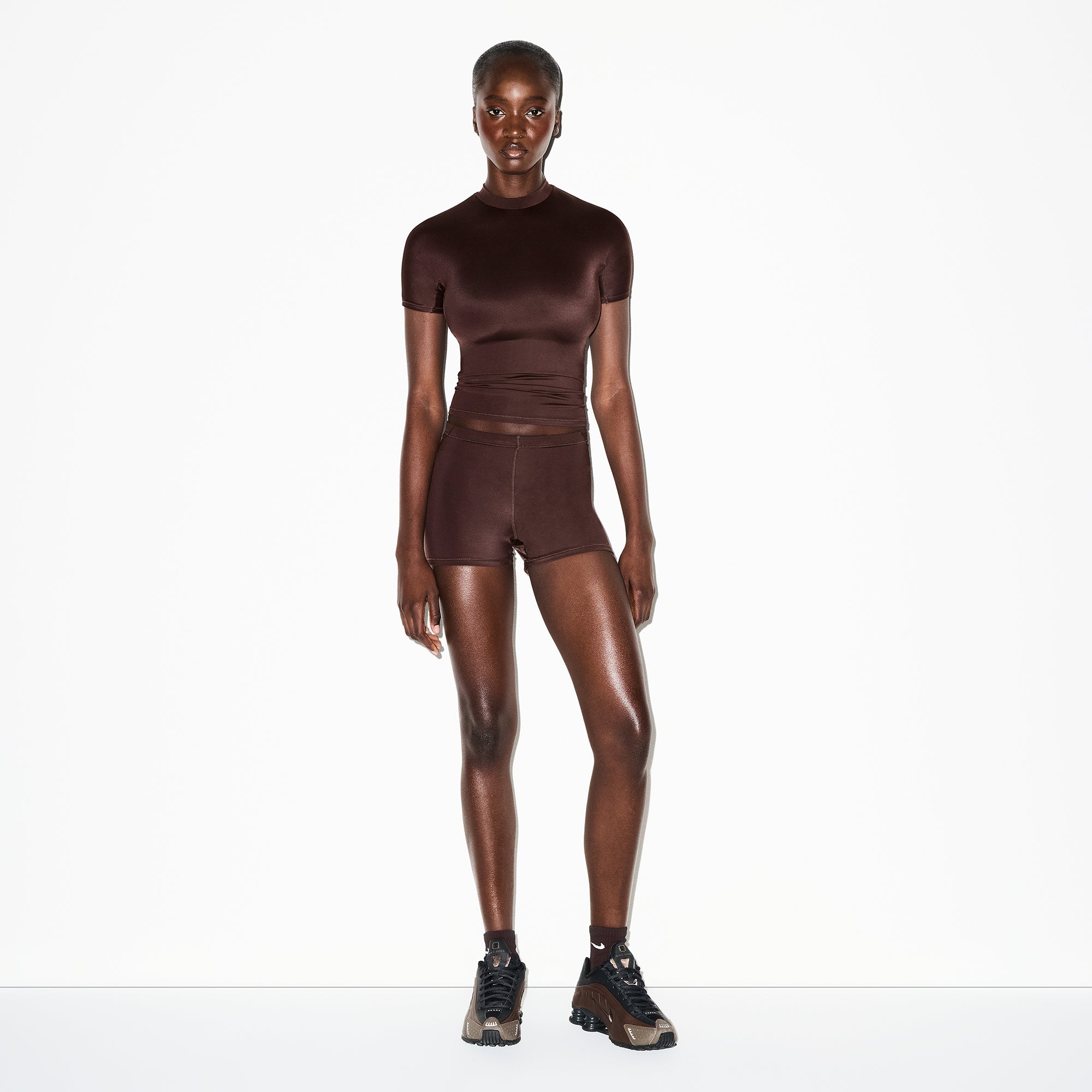 NikeSKIMS SHINE SHORT SLEEVE MOCK NECK TOP | PHOENIX - Sneaker Türkiye