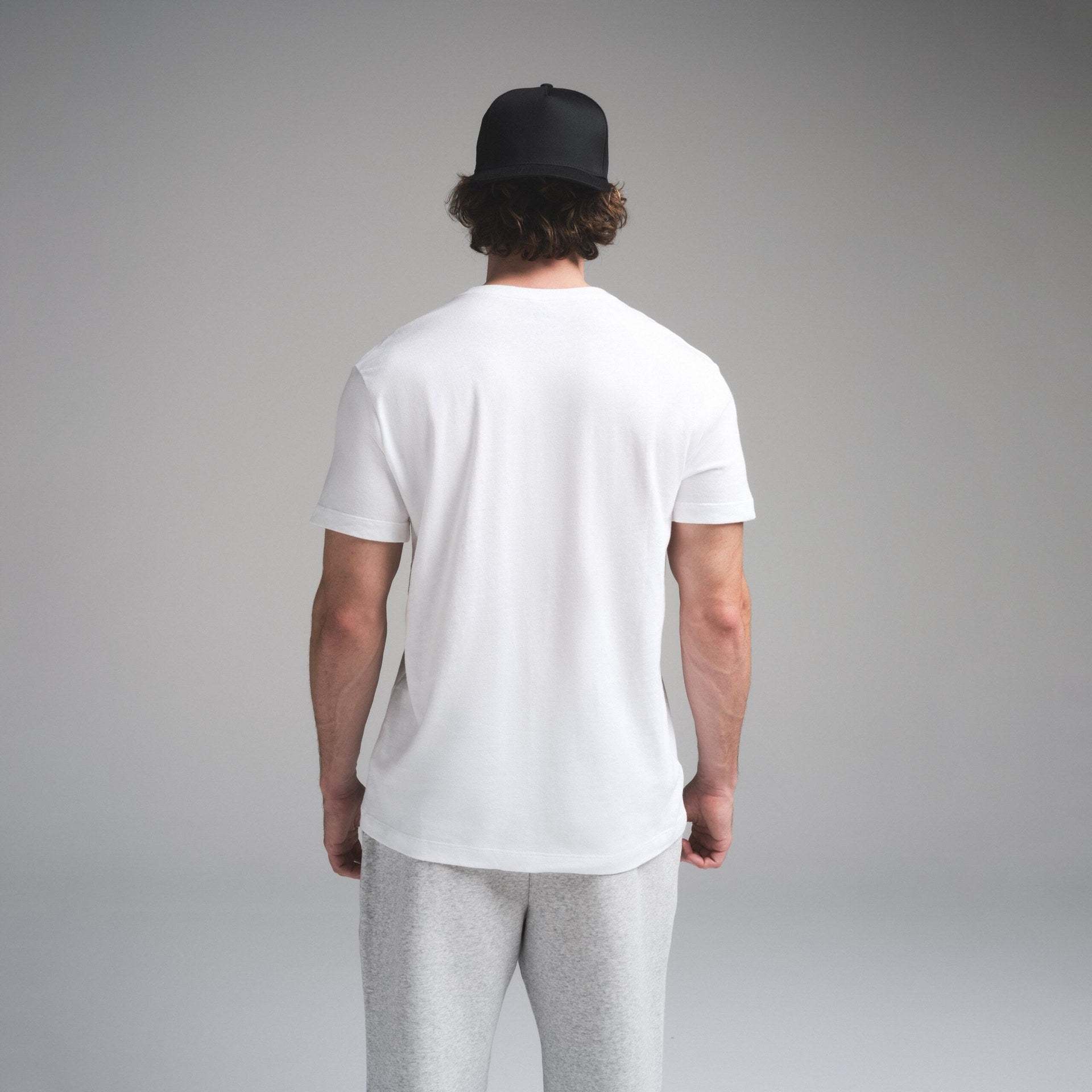 SKIMS COTTON MENS CLASSIC T-SHIRT | CHALK - Sneaker Türkiye