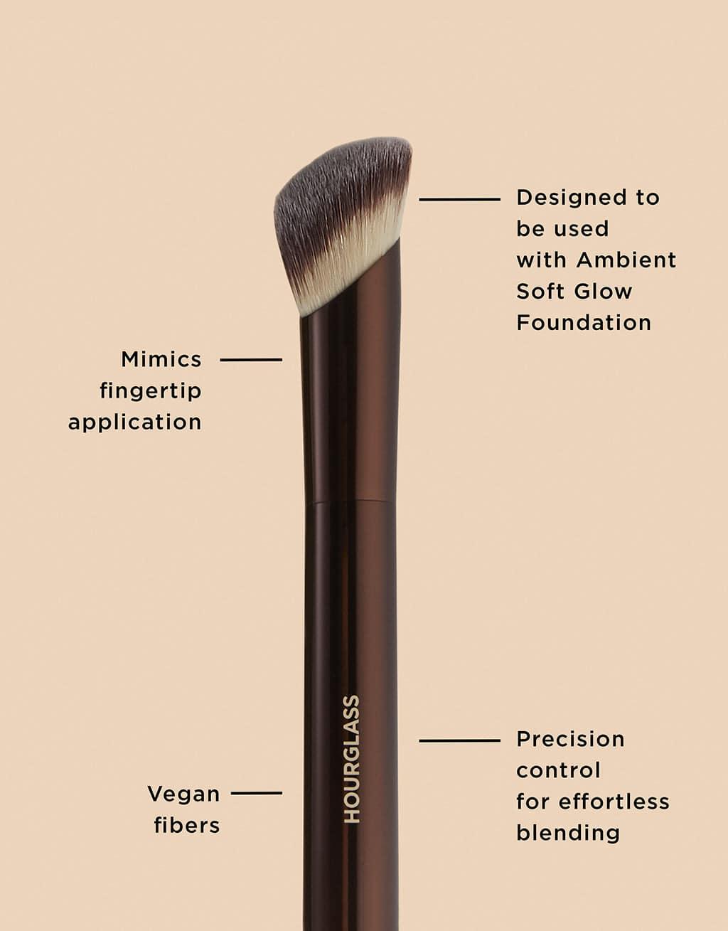 Hourglass Ambient Soft Glow Foundation Brush – Föndoten Fırçası - Sneaker Türkiye