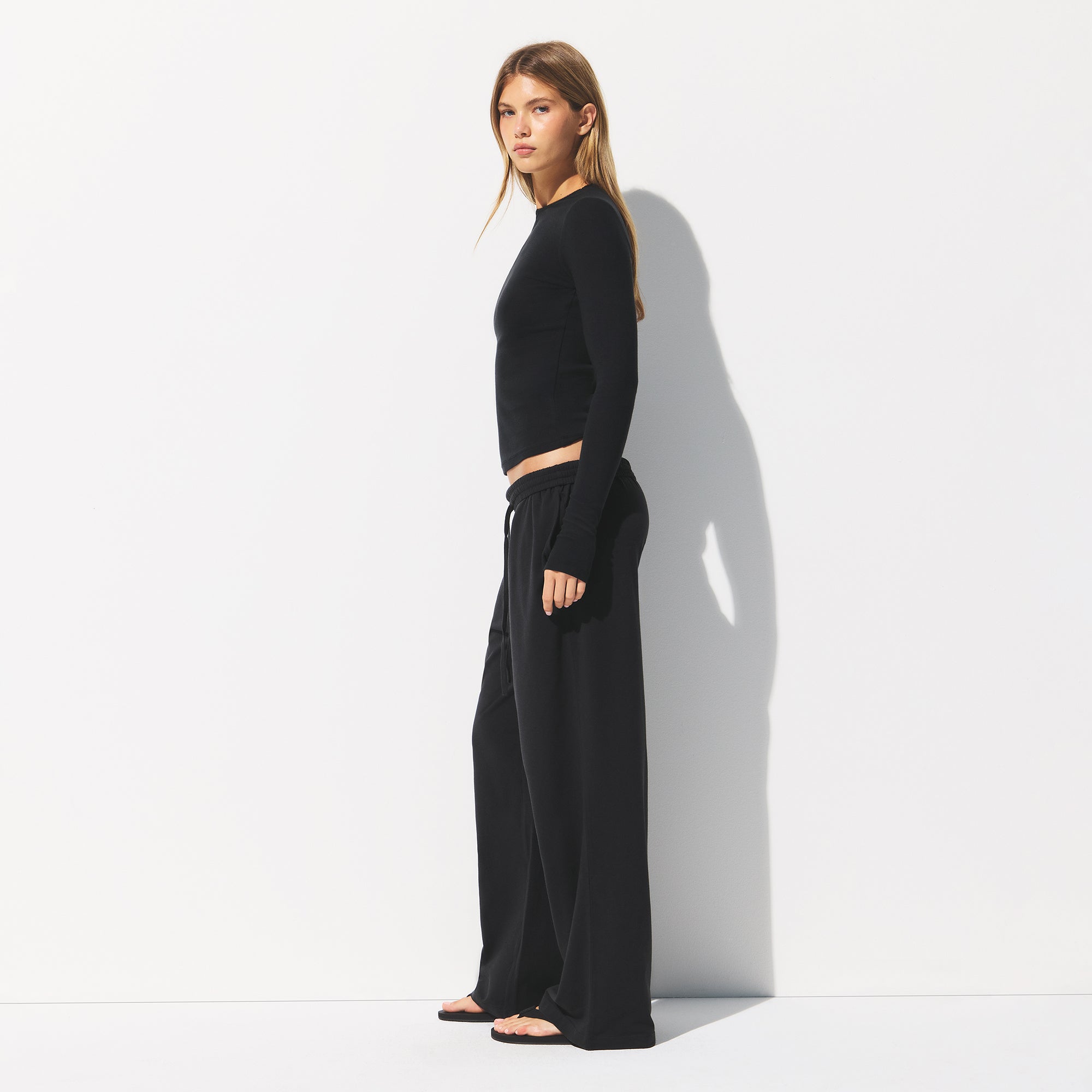 SKIMS COTTON JERSEY WIDE LEG PANT | SOOT - Sneaker Türkiye