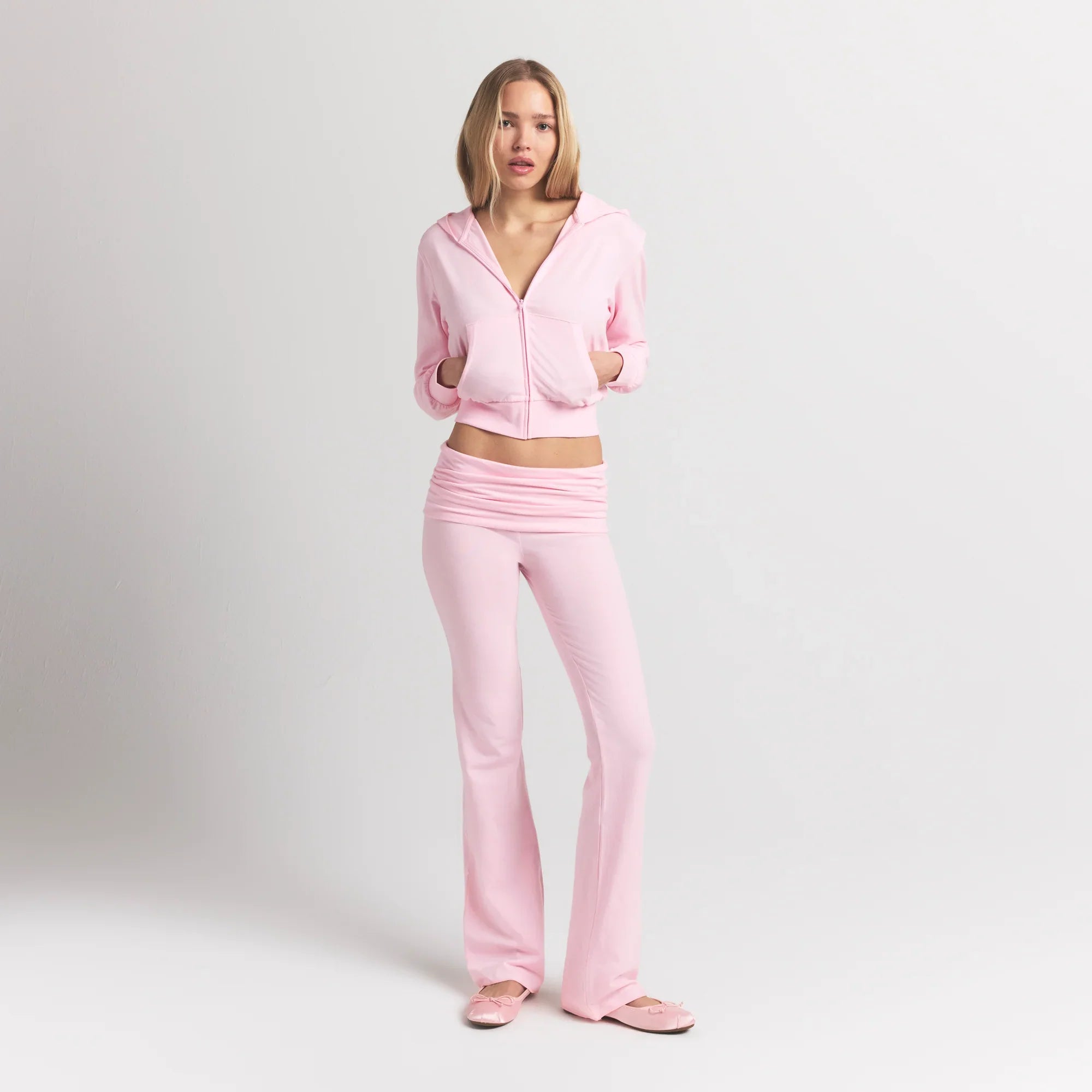 SKIMS COTTON JERSEY ZIP UP HOODIE | CHERRY BLOSSOM - Sneaker Türkiye