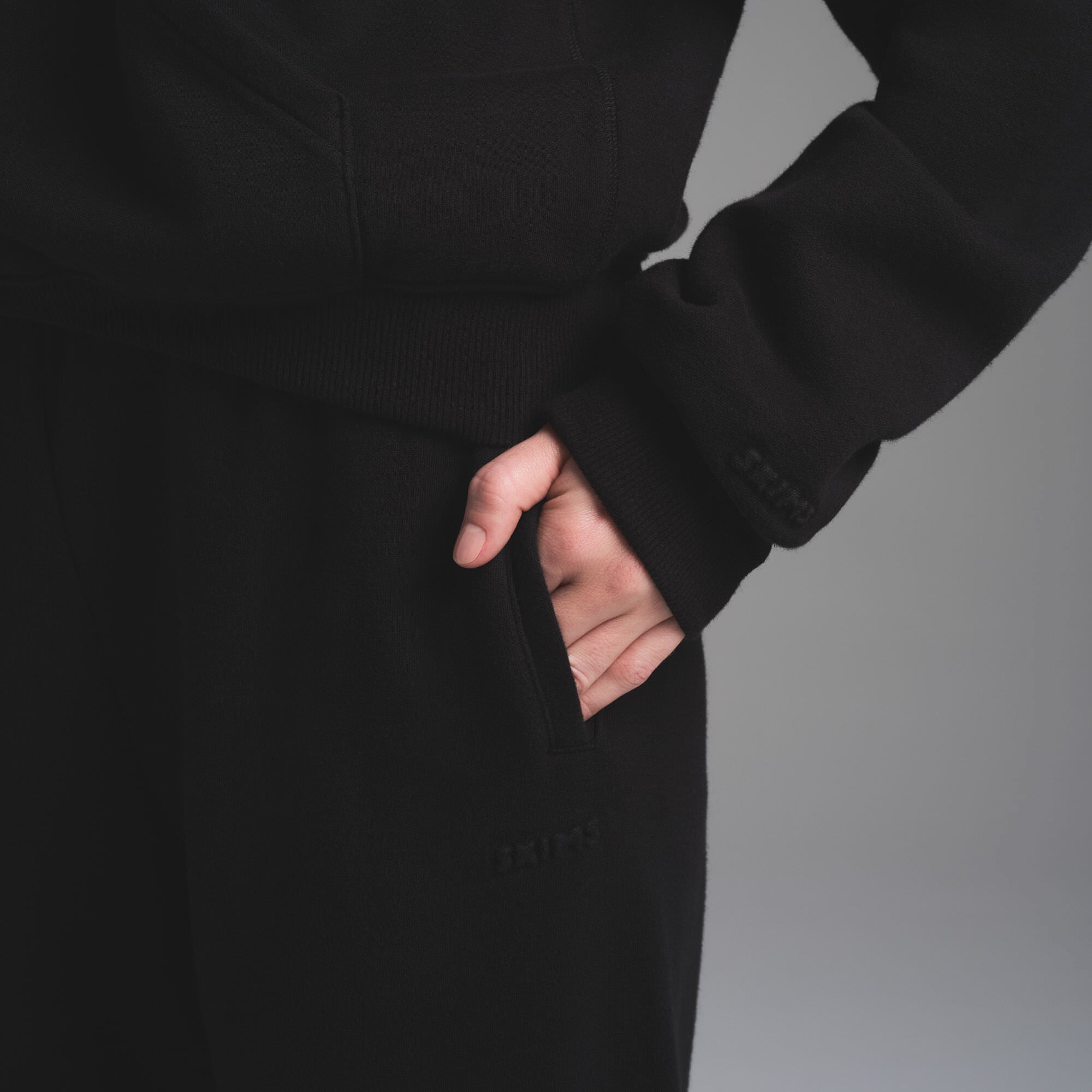 SKIMS COTTON FLEECE CLASSIC ZIP UP HOODIE | ONYX - Sneaker Türkiye