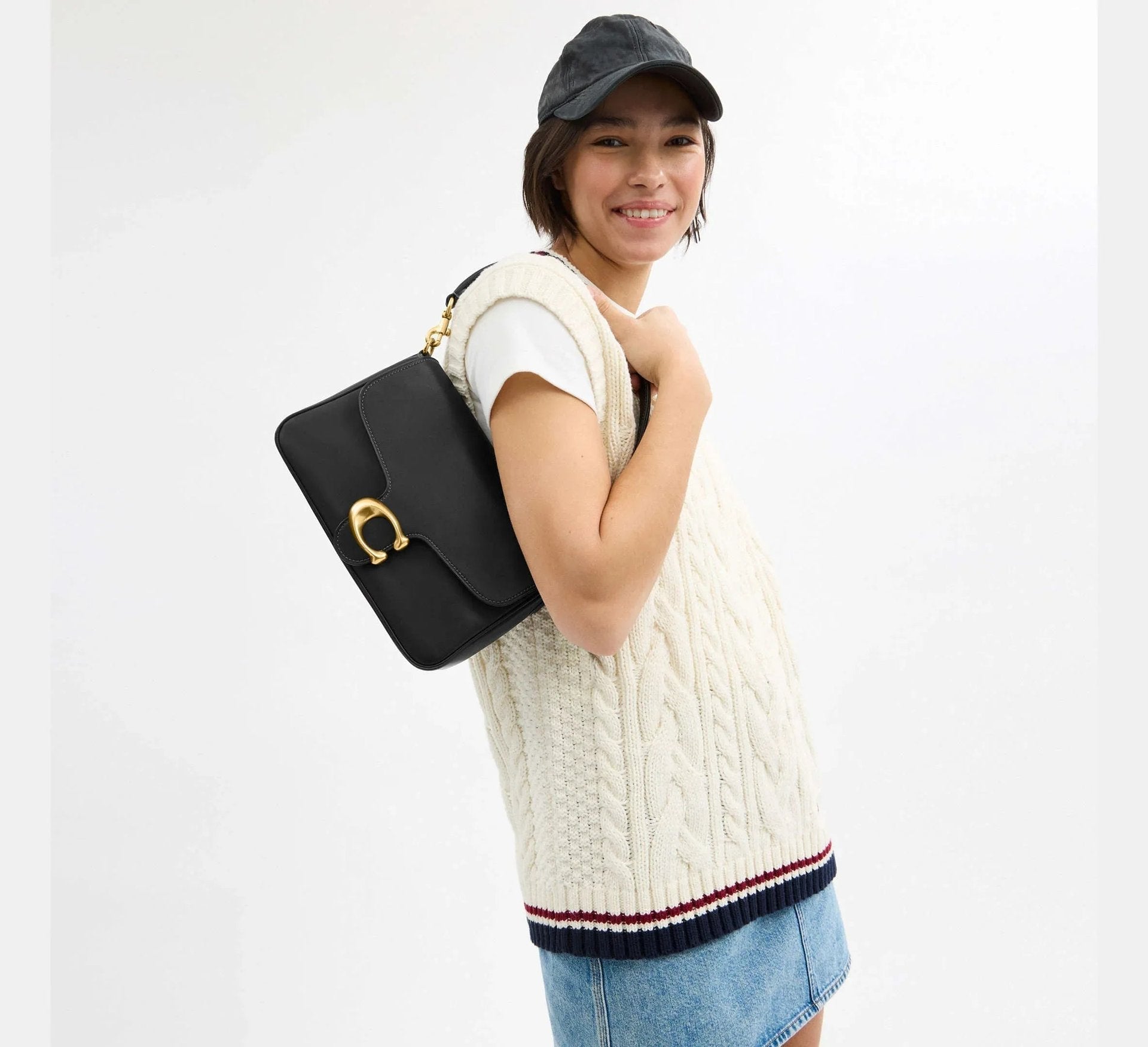 Coach Soft Tabby Shoulder Bag – Brass/Black - Sneaker Türkiye