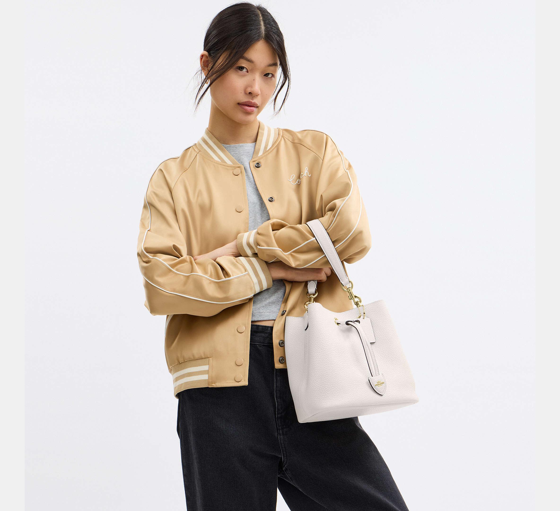 Coach Rowan Bucket Bag – Gold/Chalk - Sneaker Türkiye