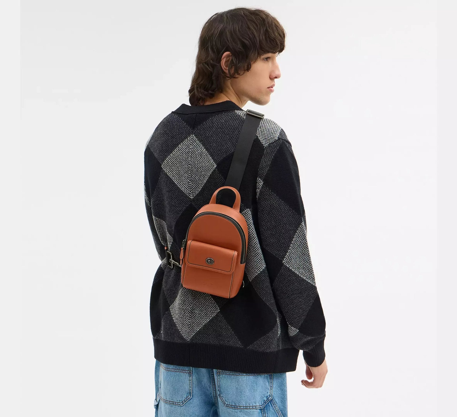 Coach Small Turnlock Sling Pack – Gunmetal/Tan - Sneaker Türkiye