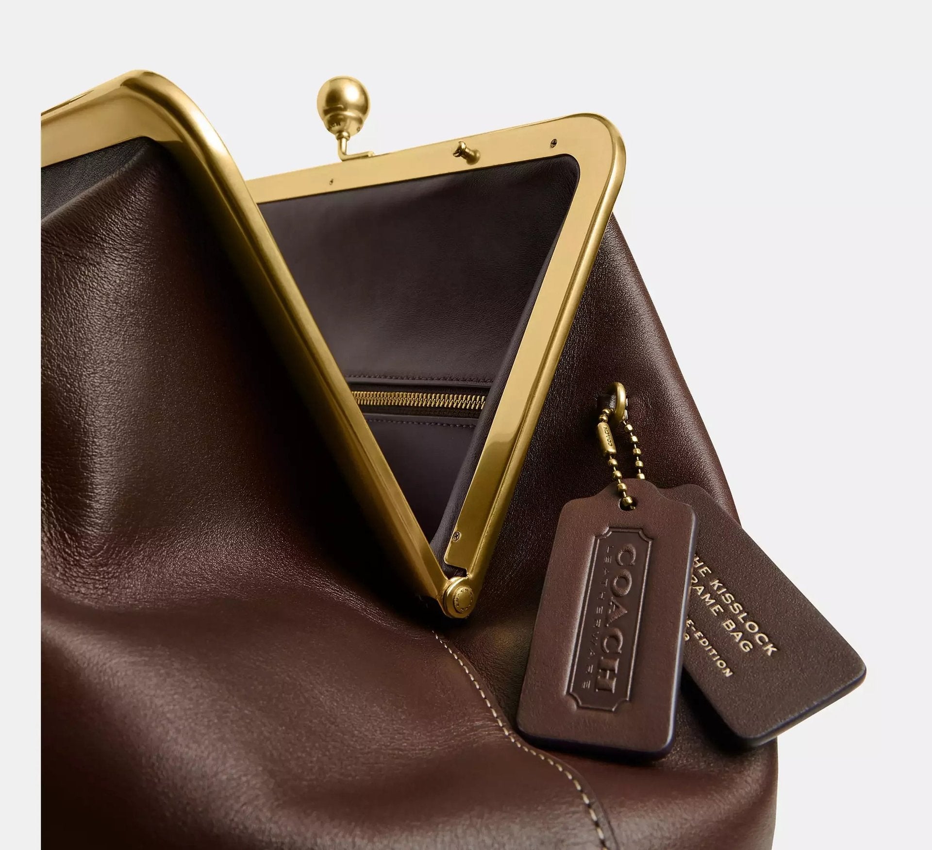 Coach Large Kisslock Frame Bag SEZON – Brass/Dark Brown - Sneaker Türkiye