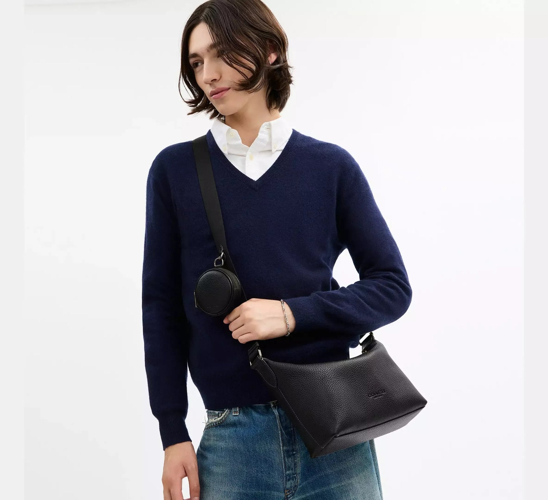 Coach Small Finn Crossbody Bag With Pouch – Gunmetal/Black - Sneaker Türkiye