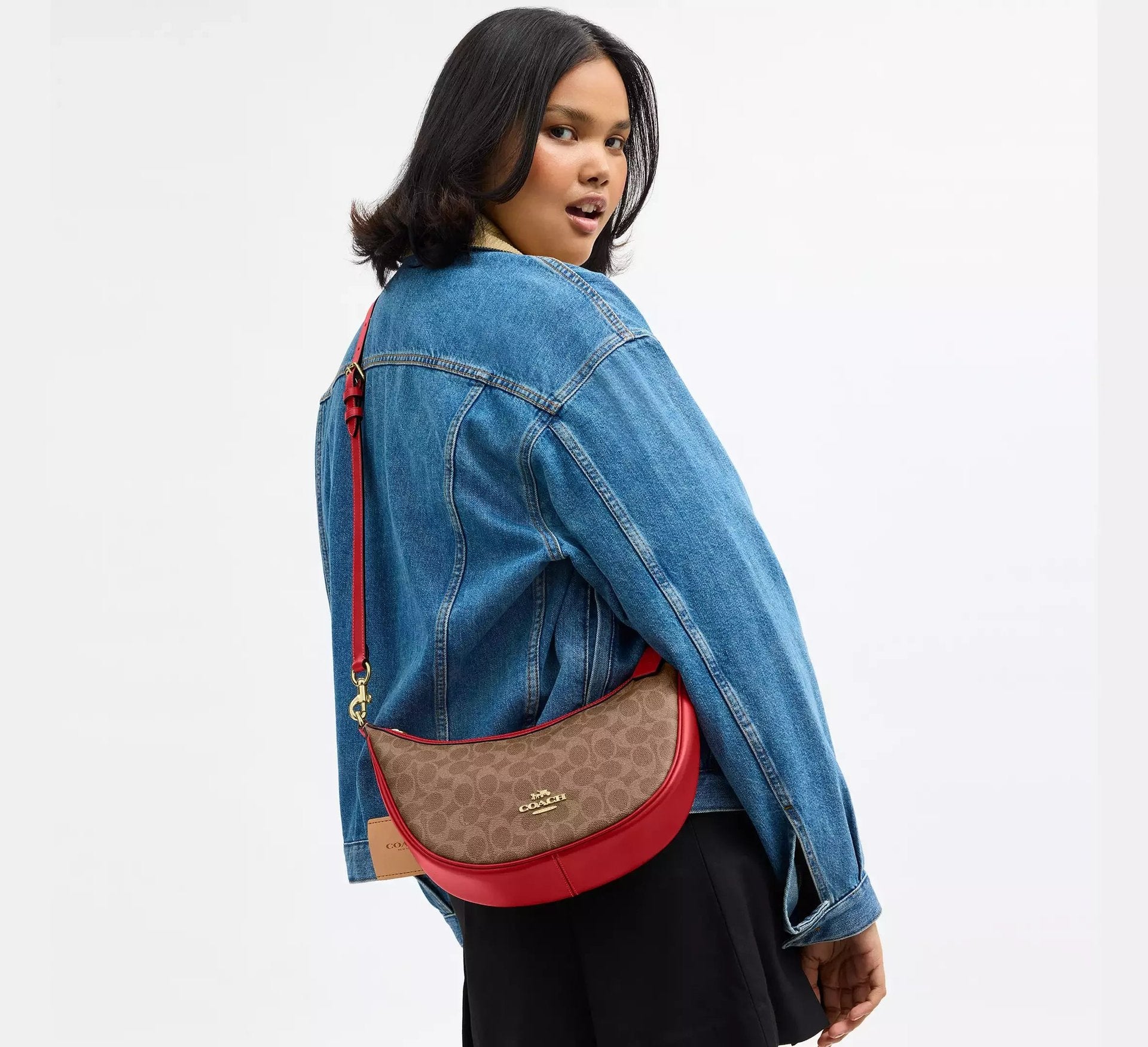Coach Aria Shoulder Bag In Signature – Gold/Tan/Carnation - Sneaker Türkiye