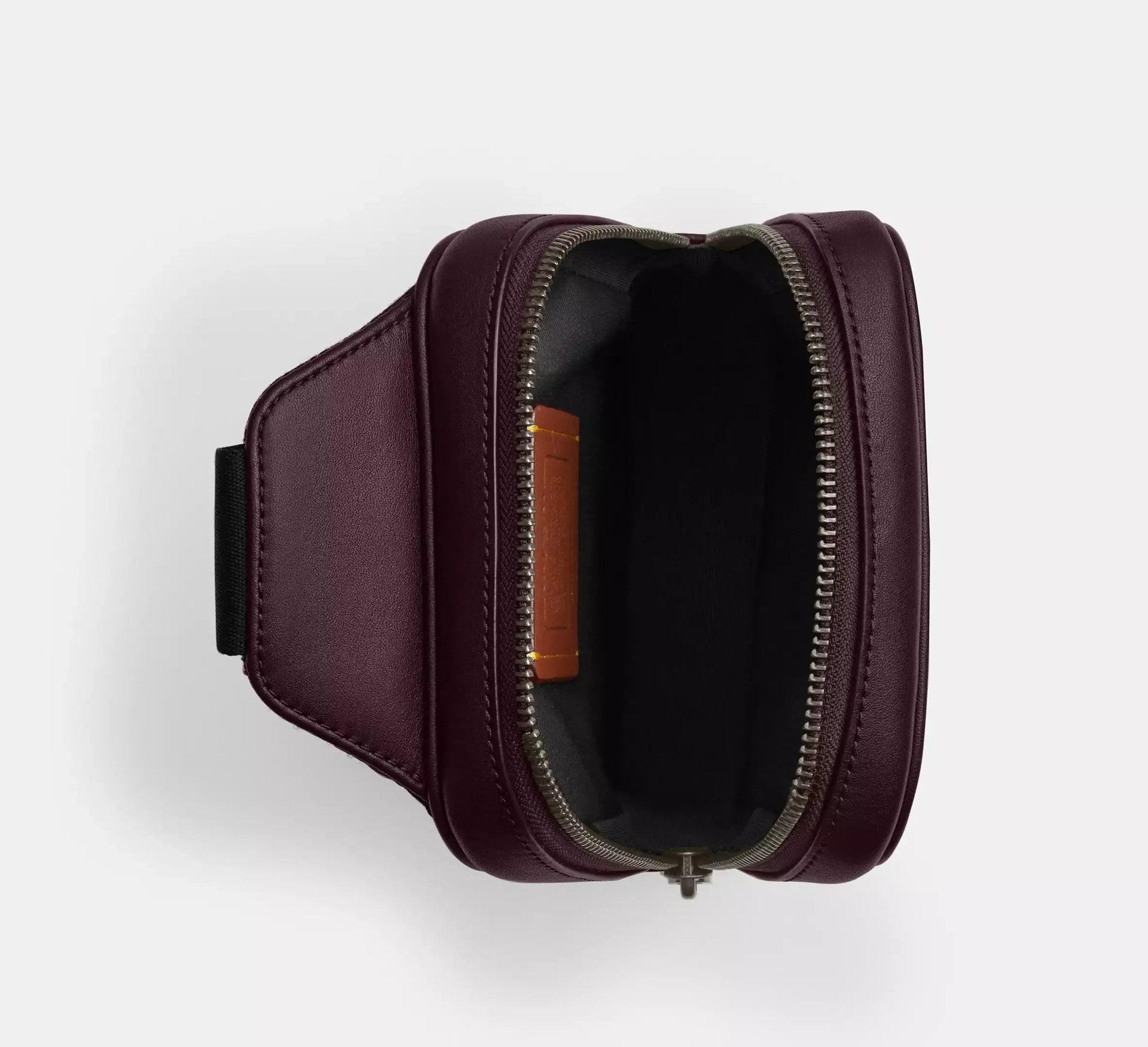 Coach Small Turner Pack In Signature – Gunmetal/Black Currant - Sneaker Türkiye
