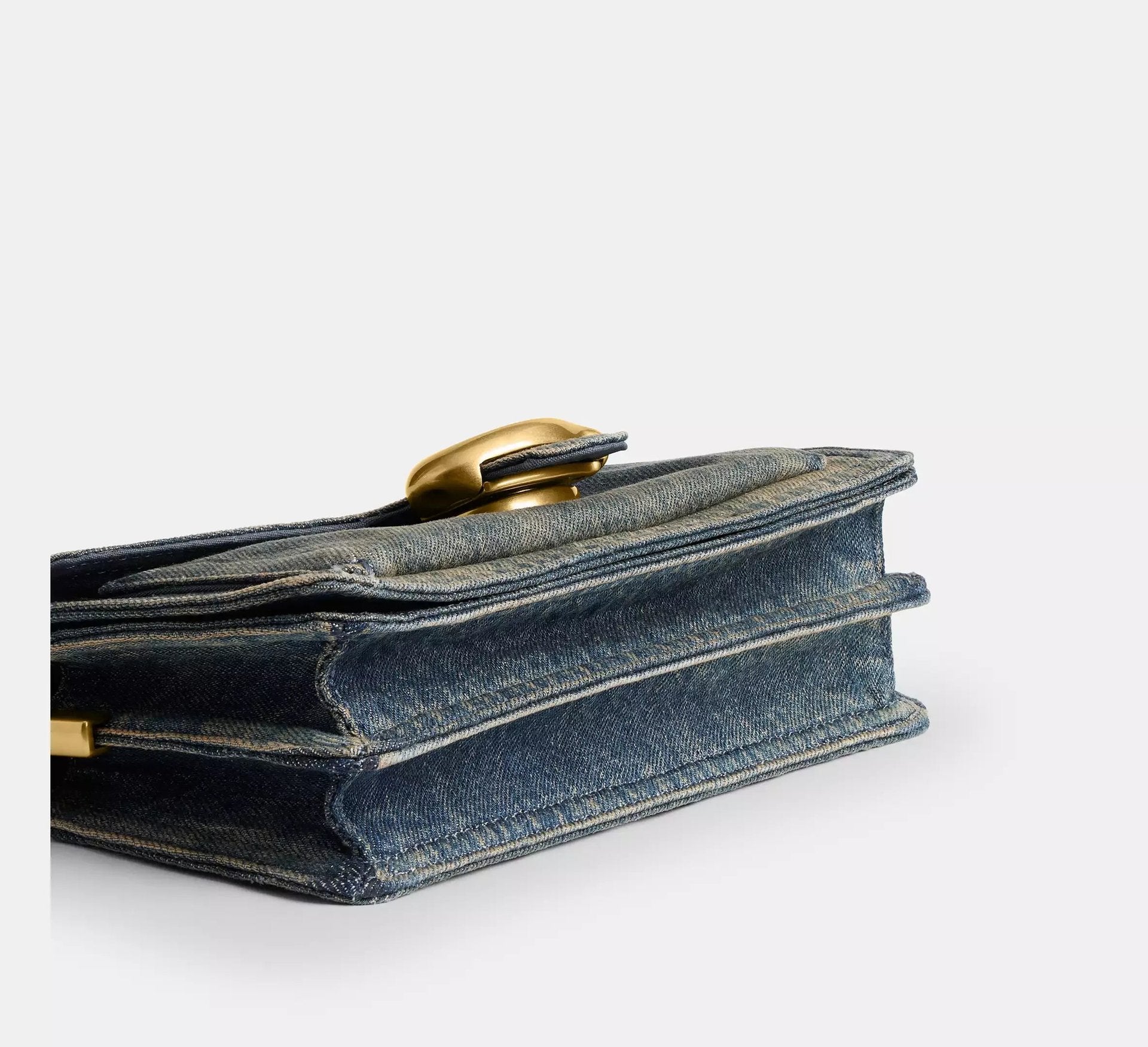 Coach Tabby Shoulder Bag 20 In Regenerative Cotton Denim – Denim/Brass/Dark Indigo - Sneaker Türkiye