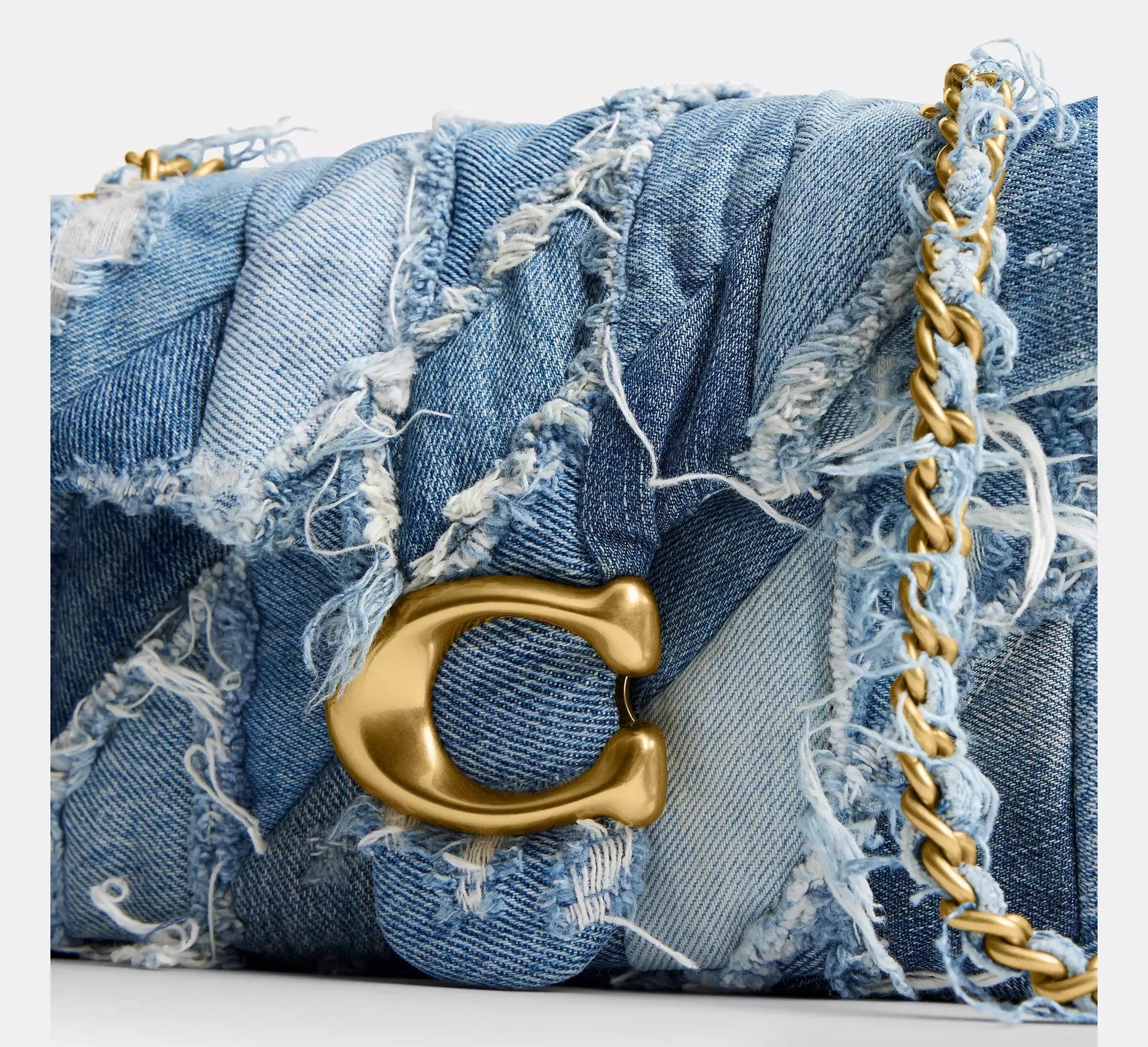 Coach Tabby Shoulder Bag 26 With Repurposed Denim Patchwork Quilting – Denim/Brass/Denim - Sneaker Türkiye