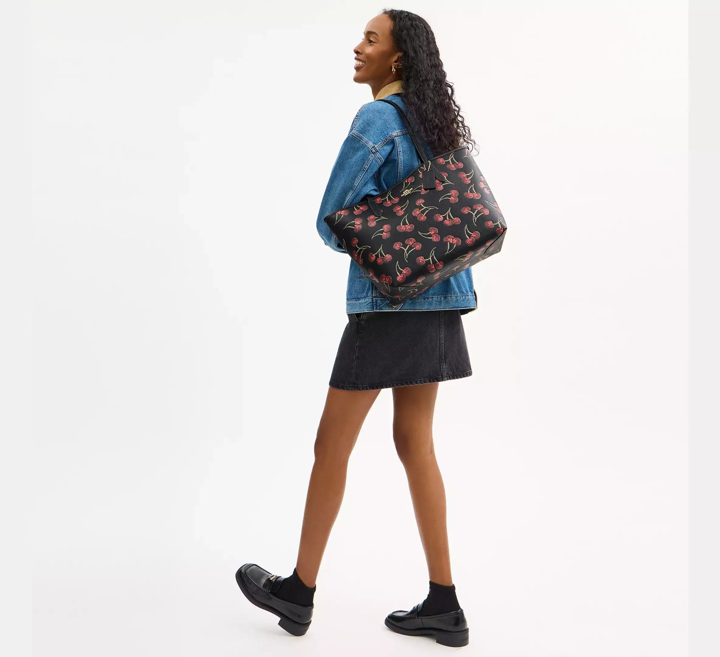 Coach City Tote Bag With Cherry Print – Gold/Black Multi - Sneaker Türkiye