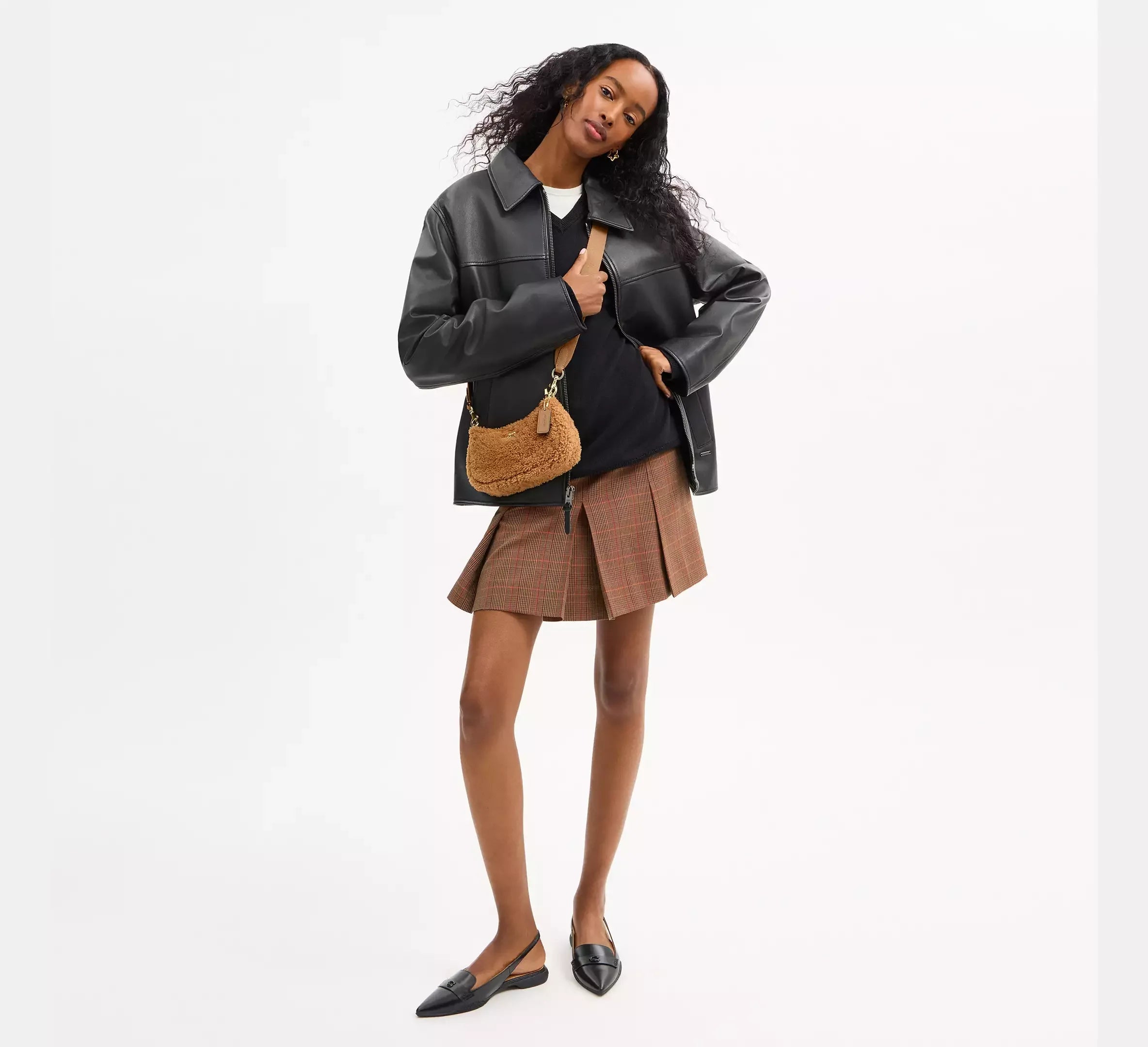 Coach Teri Mini Crossbody Bag In Shearling – Im/Dark Natural/Honey Brown - Sneaker Türkiye