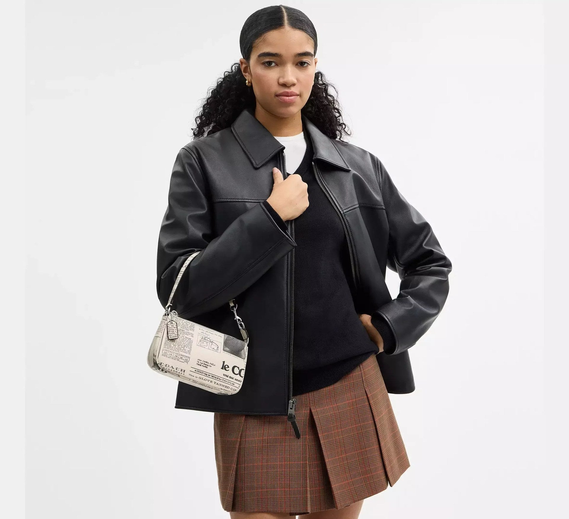 Coach Nolita 19 With Newspaper Print – Silver/Chalk Multi - Sneaker Türkiye