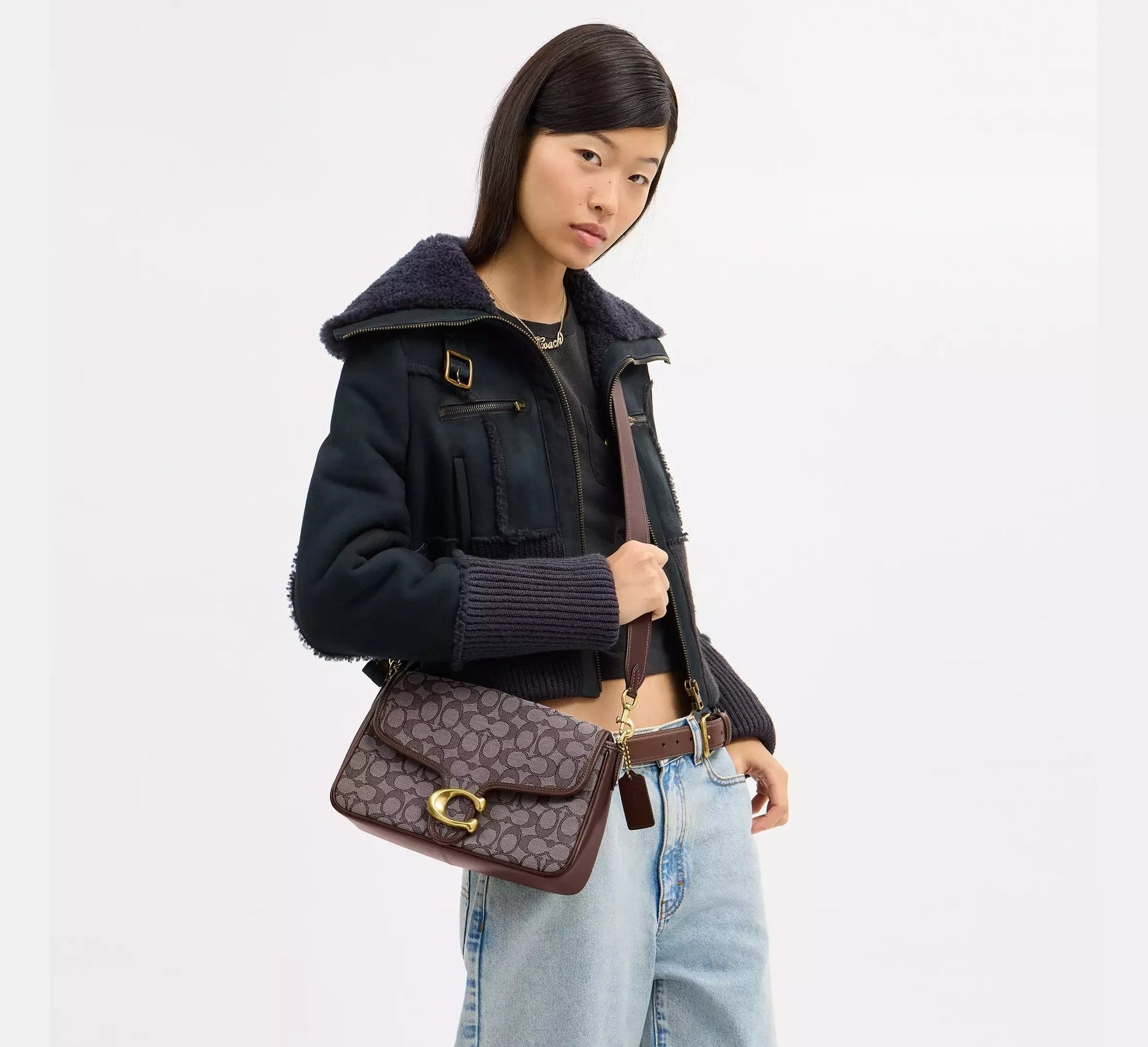 Coach Soft Tabby Shoulder Bag In Signature Jacquard – Brass/Oak Maple - Sneaker Türkiye