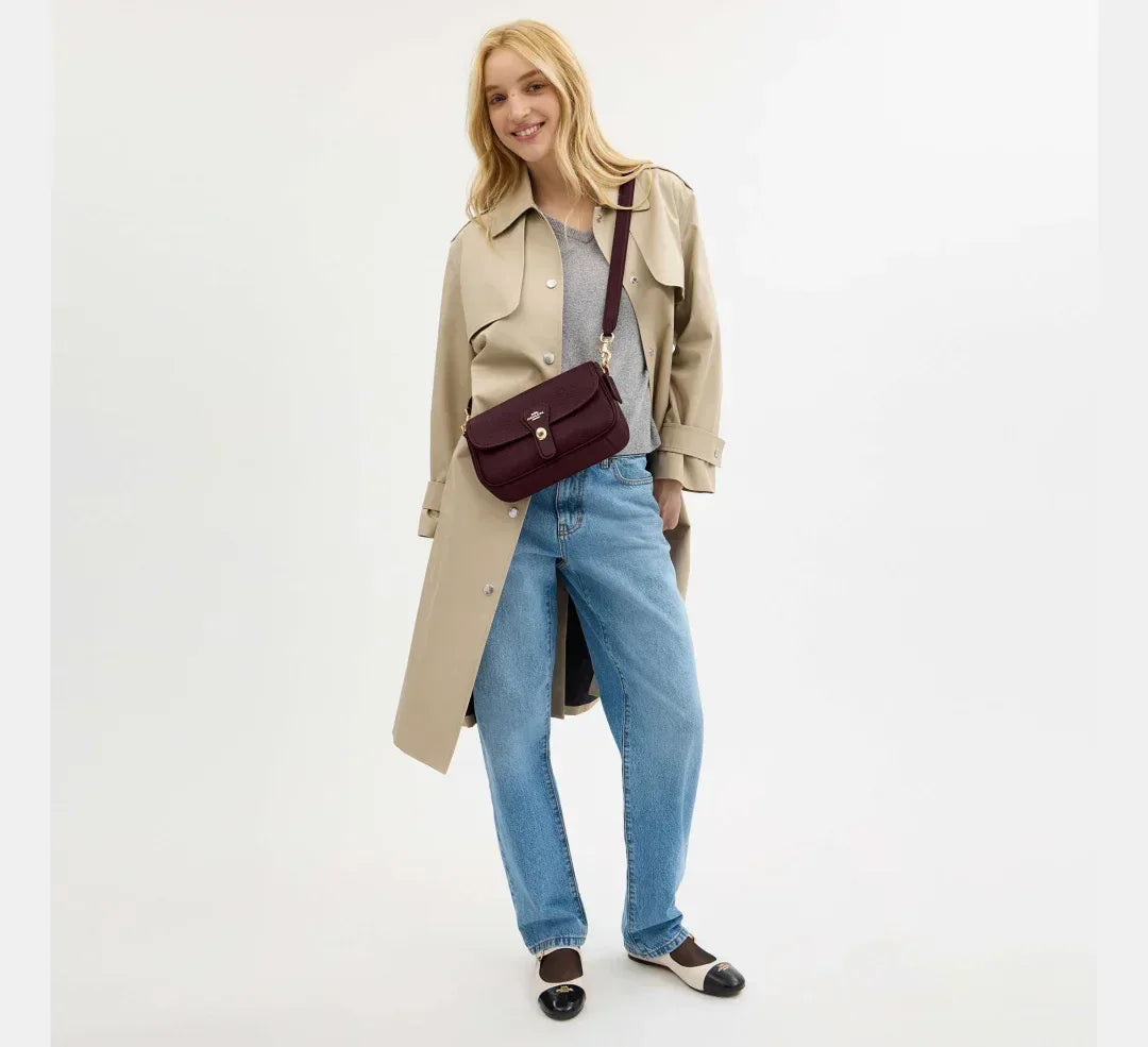 Coach Hadley Shoulder Bag – Gold/Dark Wine - Sneaker Türkiye