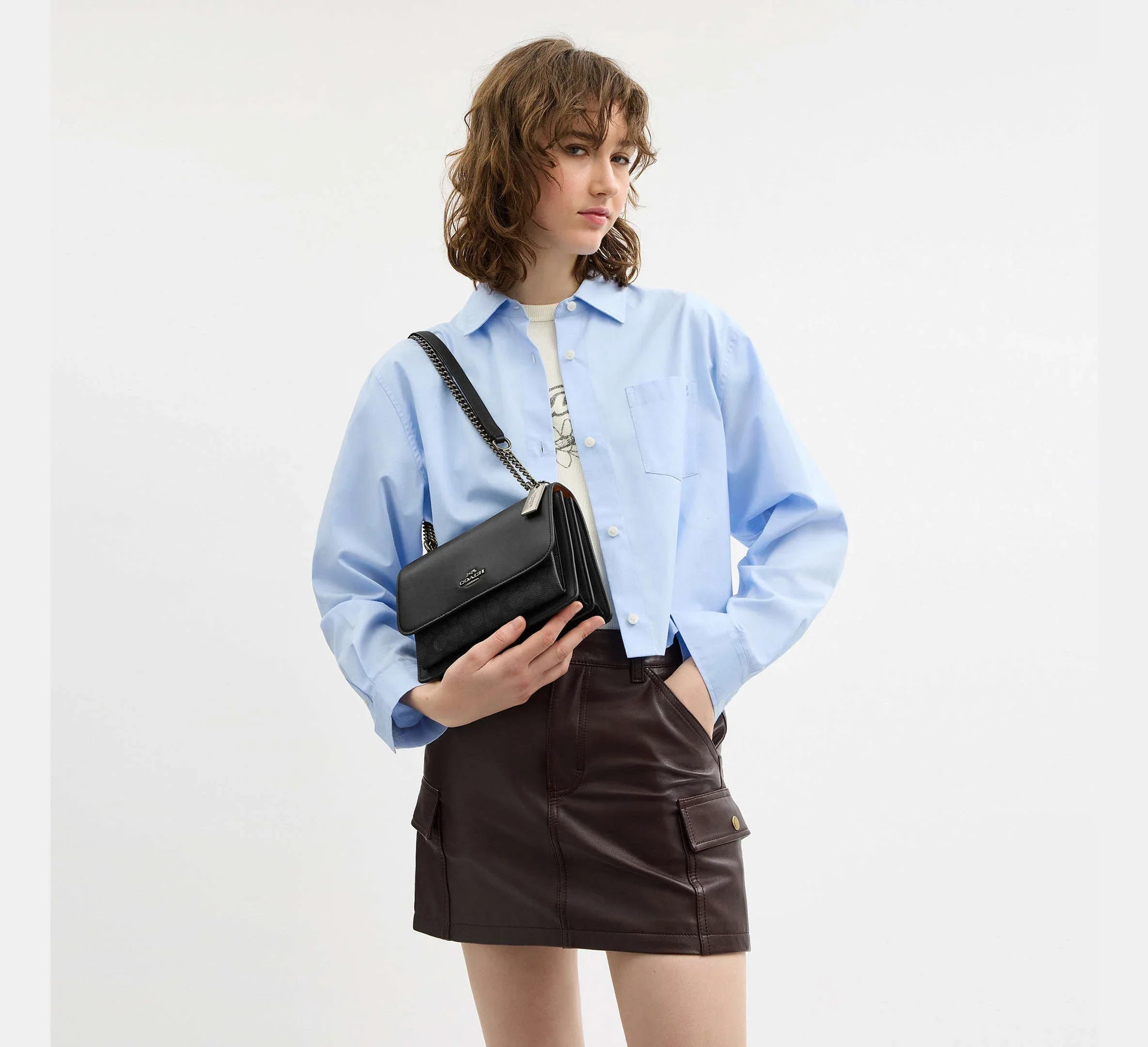 Coach Klare Crossbody Bag In Signature – Gunmetal/Charcoal/Black - Sneaker Türkiye