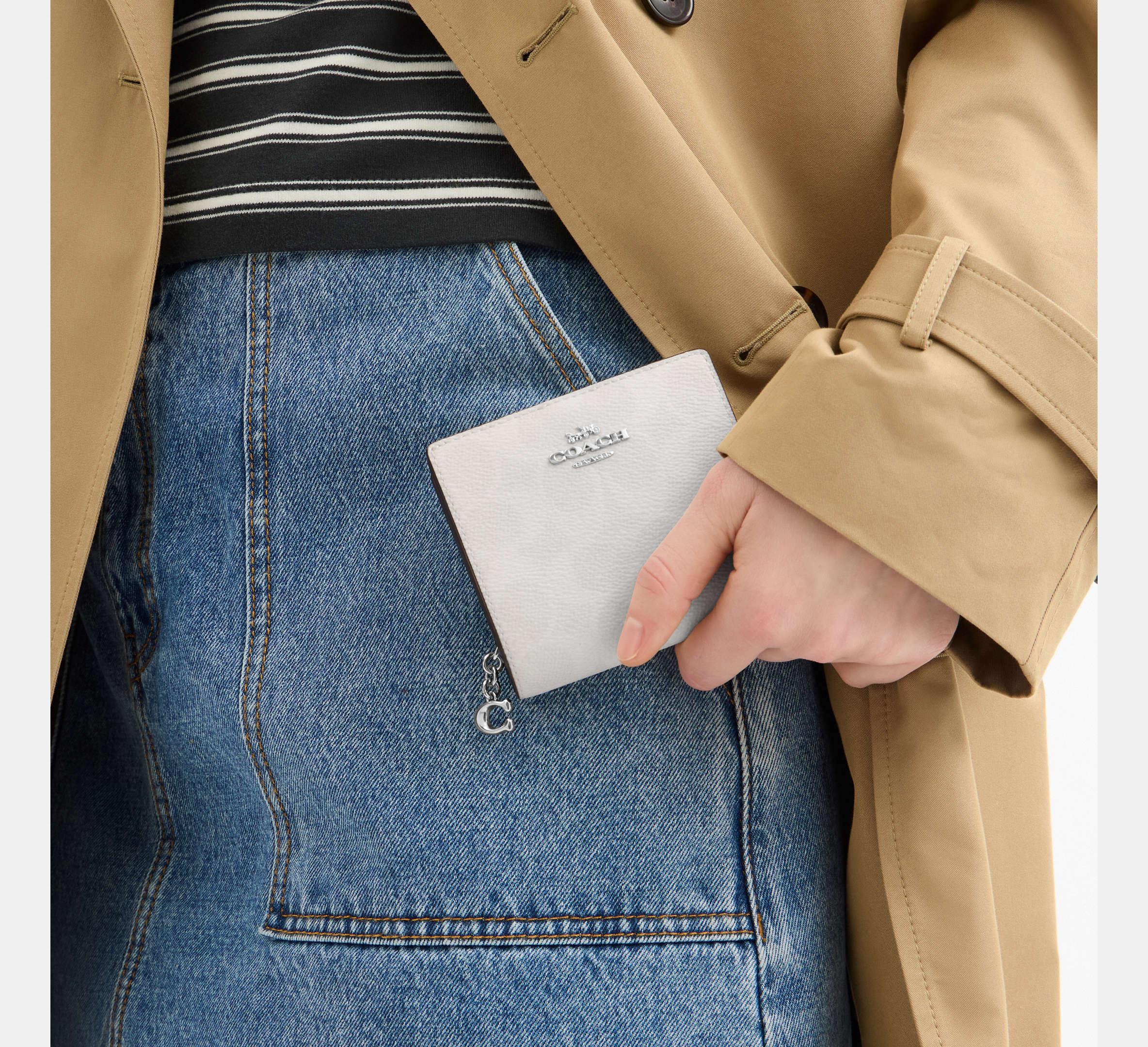 Coach Snap Wallet In Signature – Sv/White/Chalk - Sneaker Türkiye