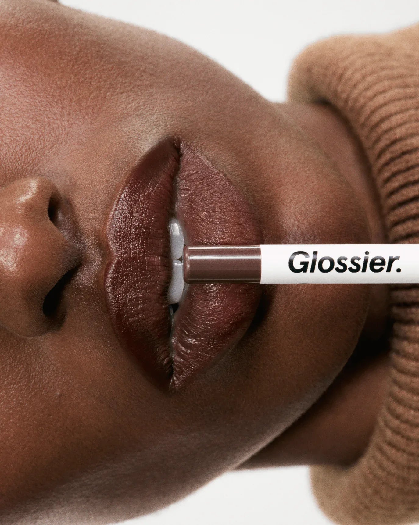 Glossier Lip Line – Dudak Kalemi - Sneaker Türkiye