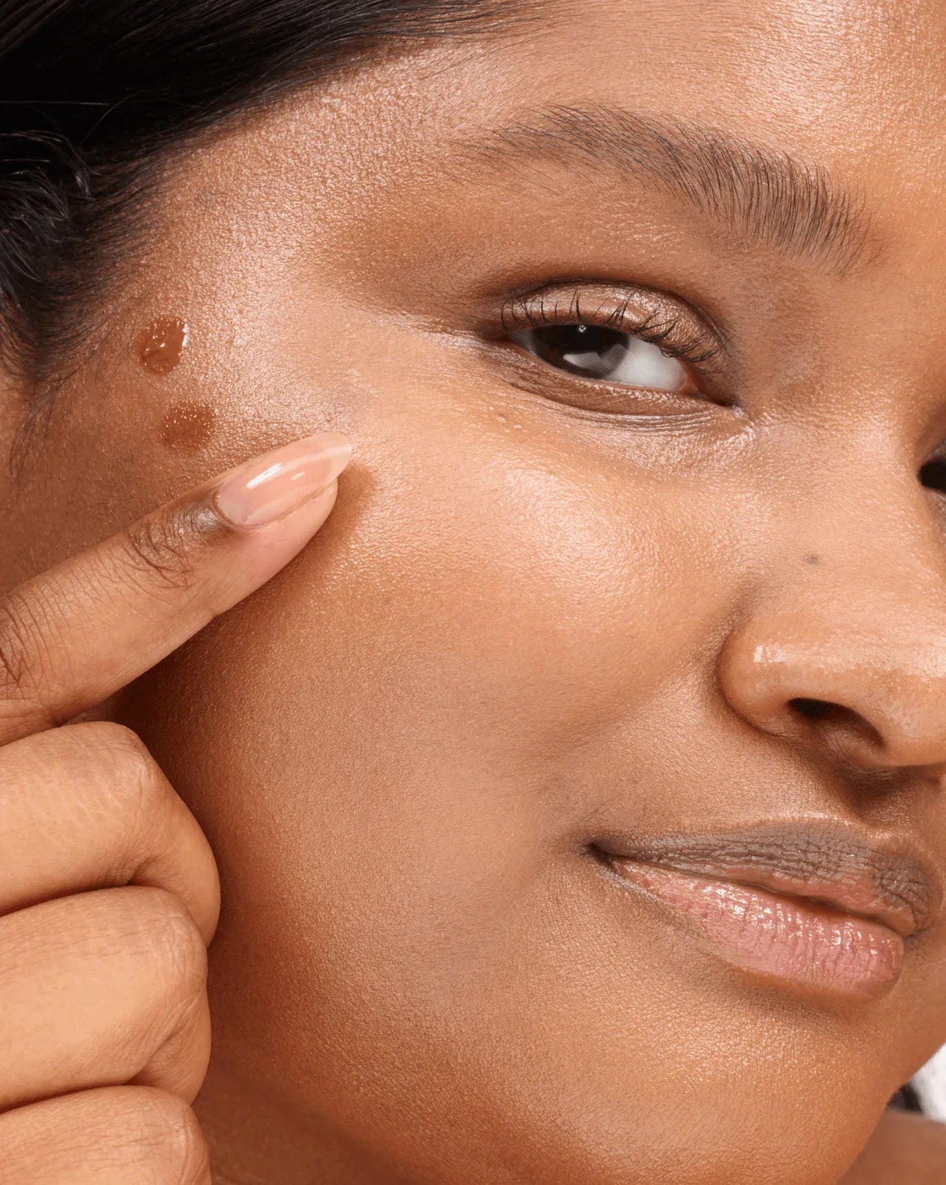 Glossier Cloud Paint – Bronzer - Sneaker Türkiye