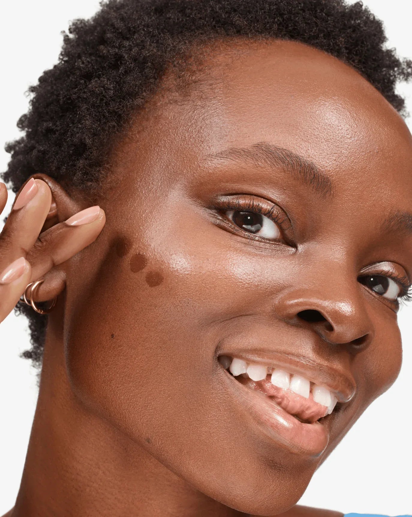 Glossier Cloud Paint – Bronzer - Sneaker Türkiye