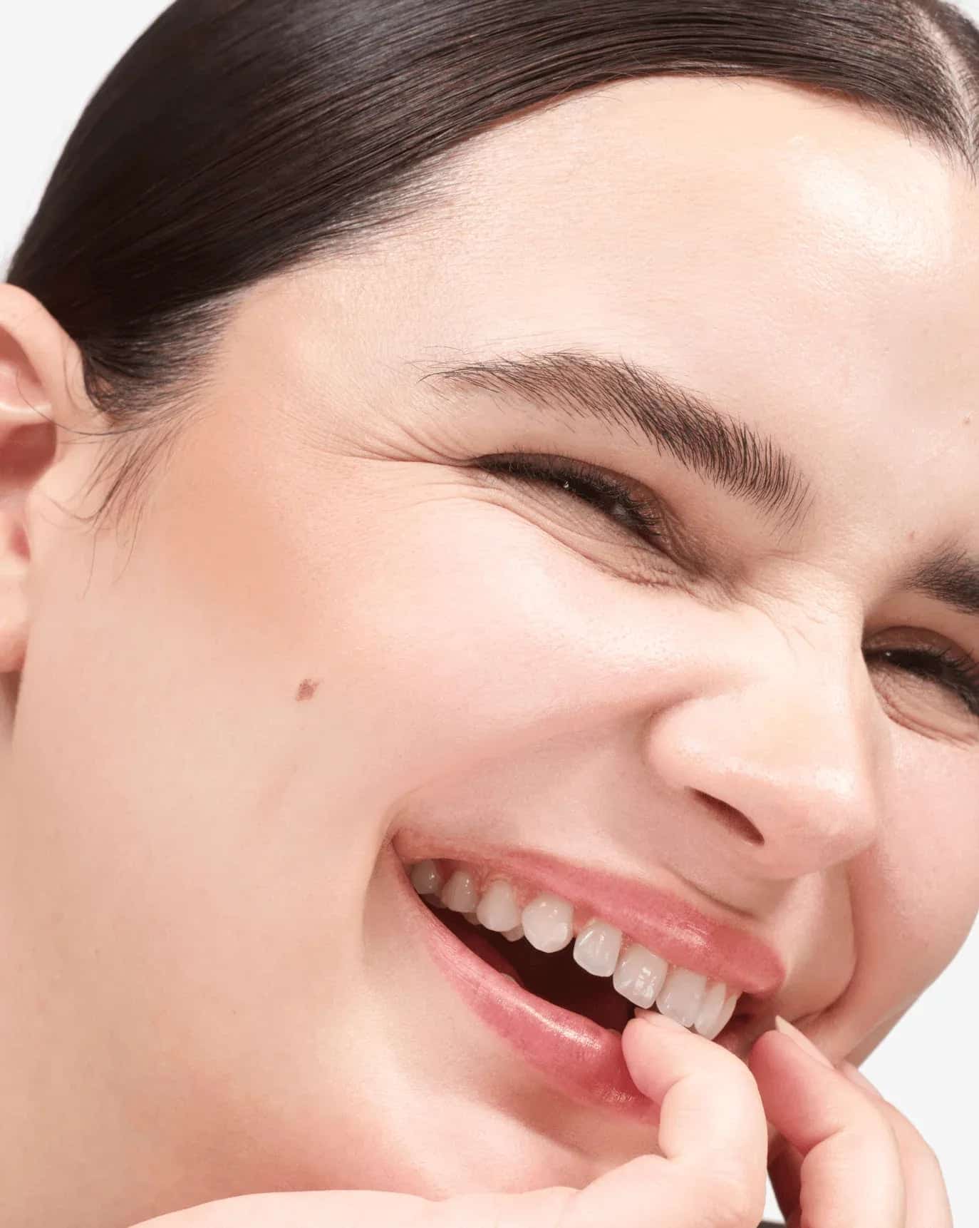 Glossier Cloud Paint – Bronzer - Sneaker Türkiye