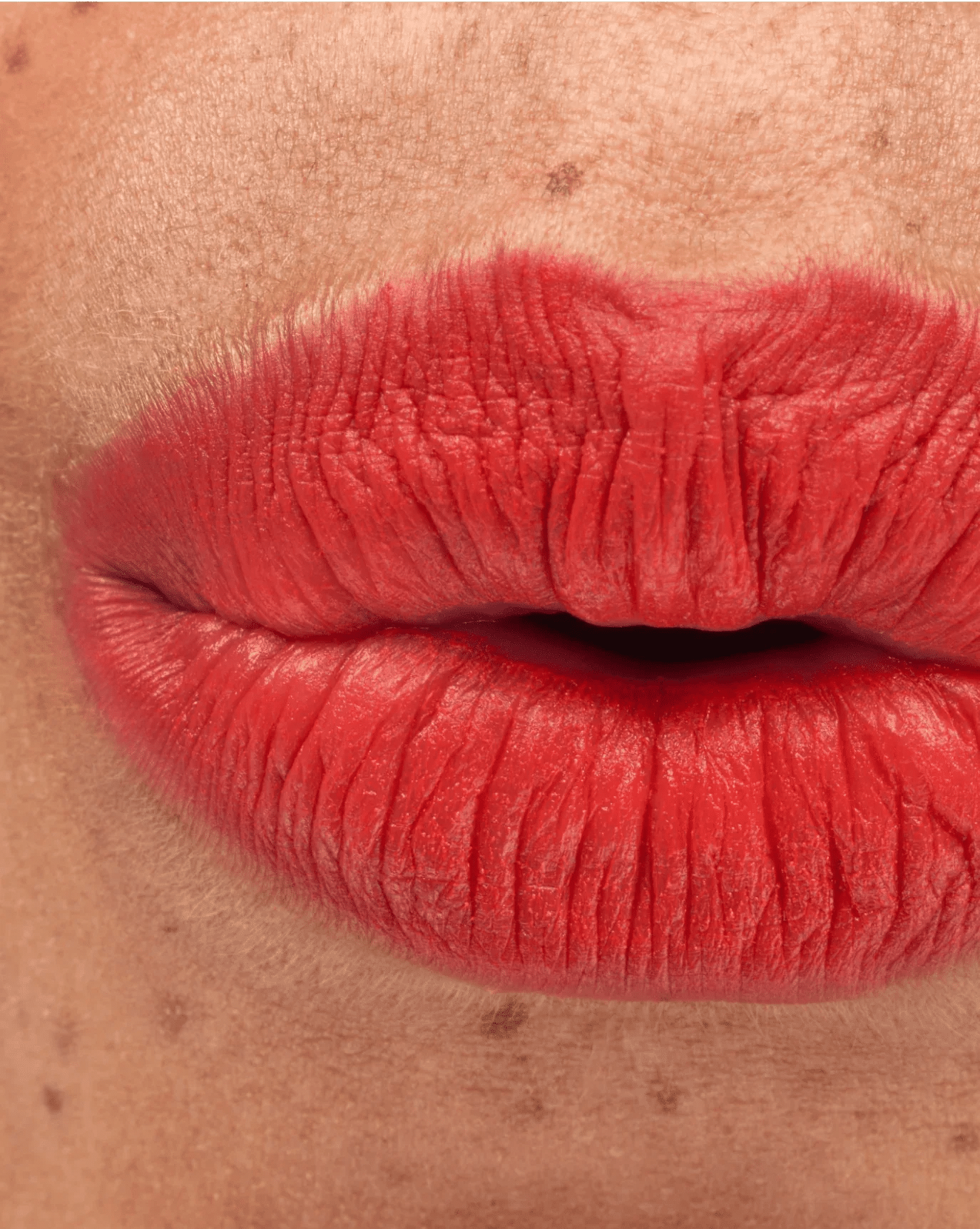Glossier G Suit – Lip Gloss - Sneaker Türkiye