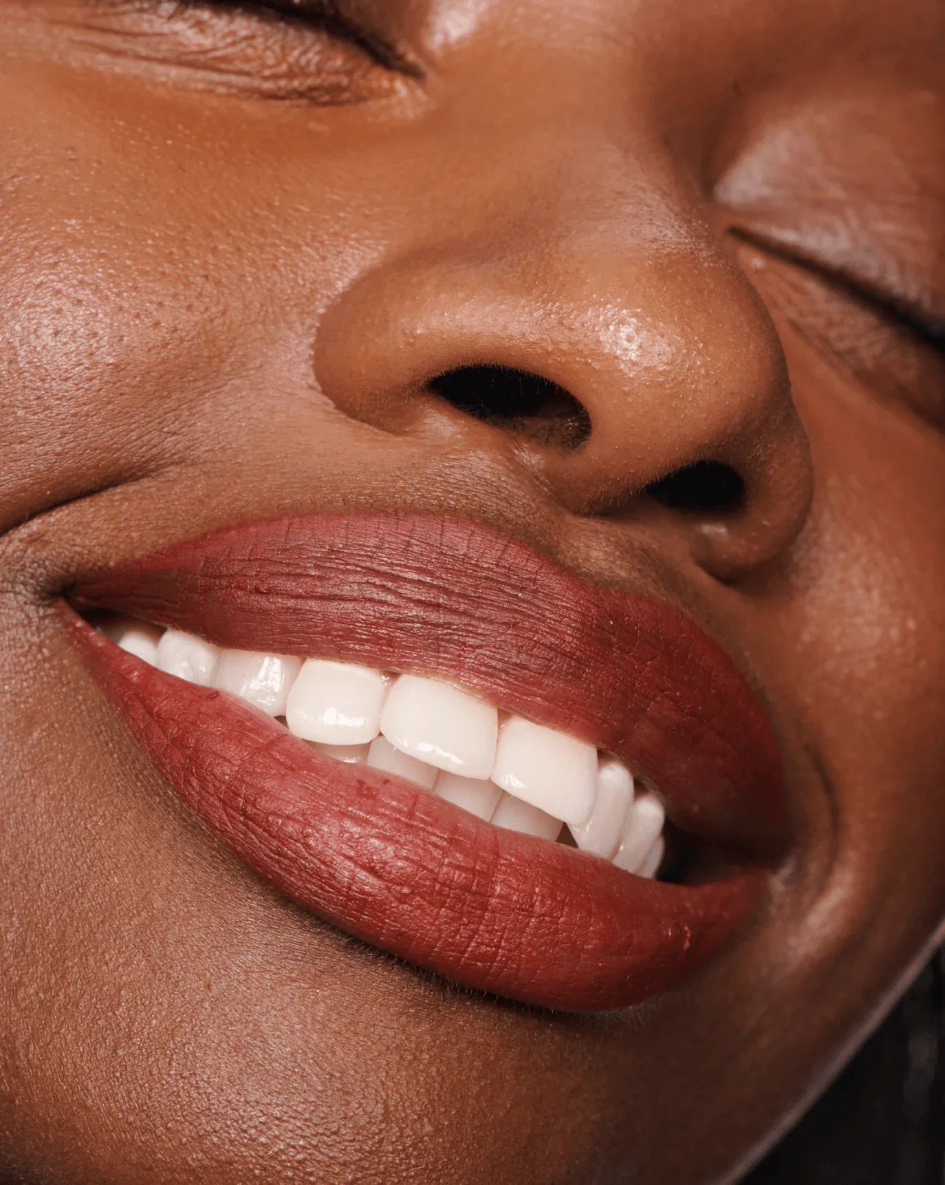 Glossier Lip Line – Dudak Kalemi - Sneaker Türkiye