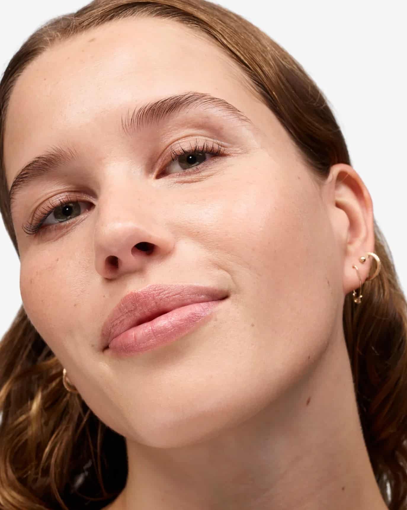 Glossier Balm Dotcom – Lip Balm - Sneaker Türkiye