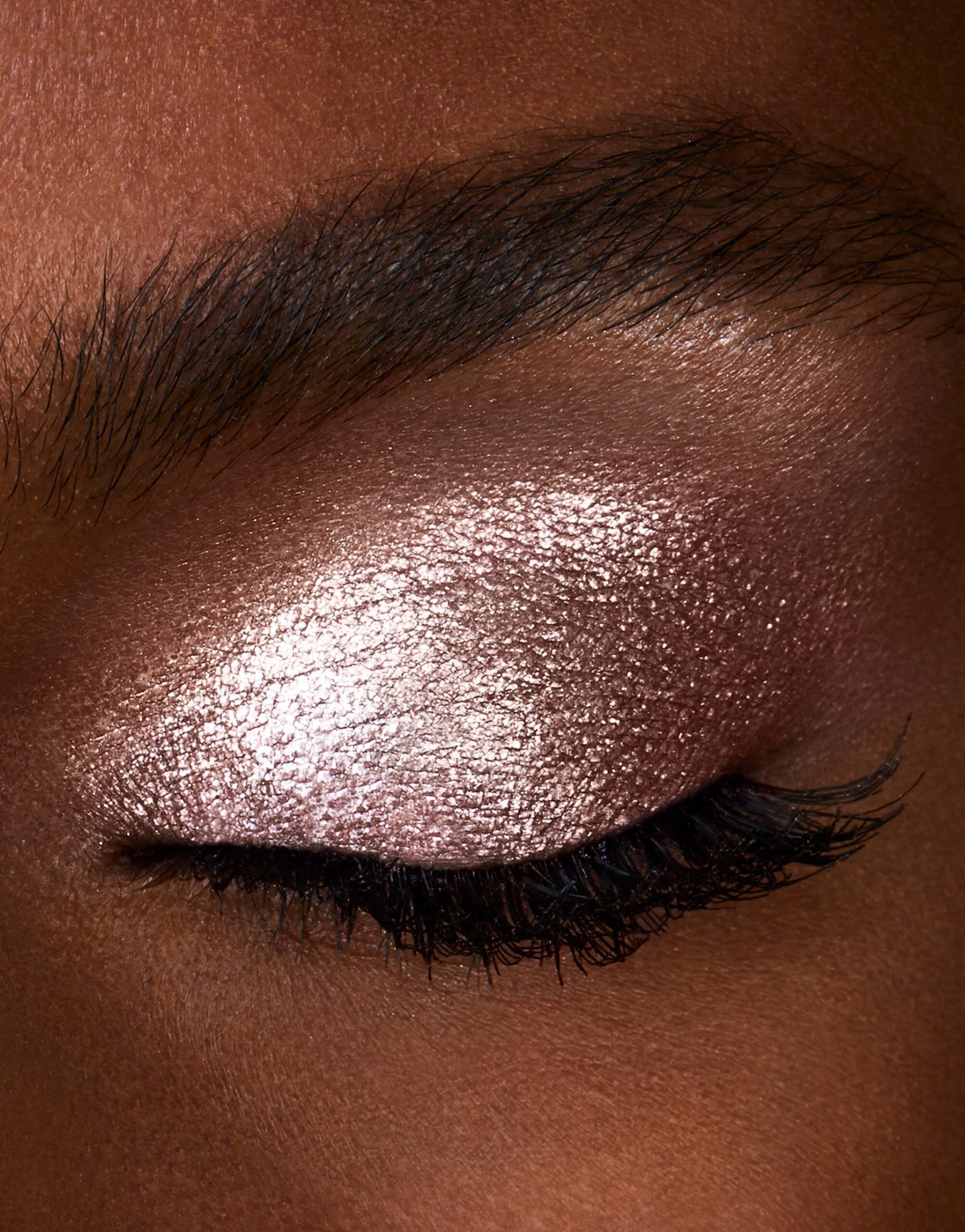 Hourglass Scattered Light™ Glitter Eyeshadow – Göz Farı - Sneaker Türkiye