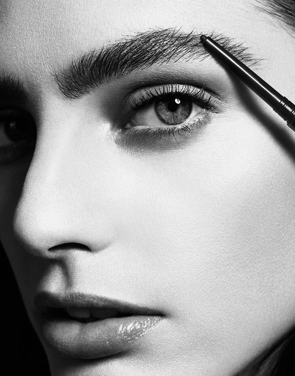Hourglass Arch™ Brow Micro Sculpting Pencil – Şekillendirici Kalem - Sneaker Türkiye