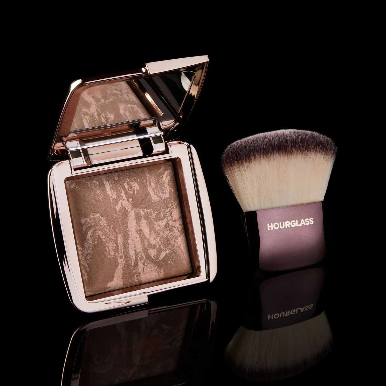 Hourglass Ambient™ Lighting Bronzer – Bronzlaştırıcı - Sneaker Türkiye