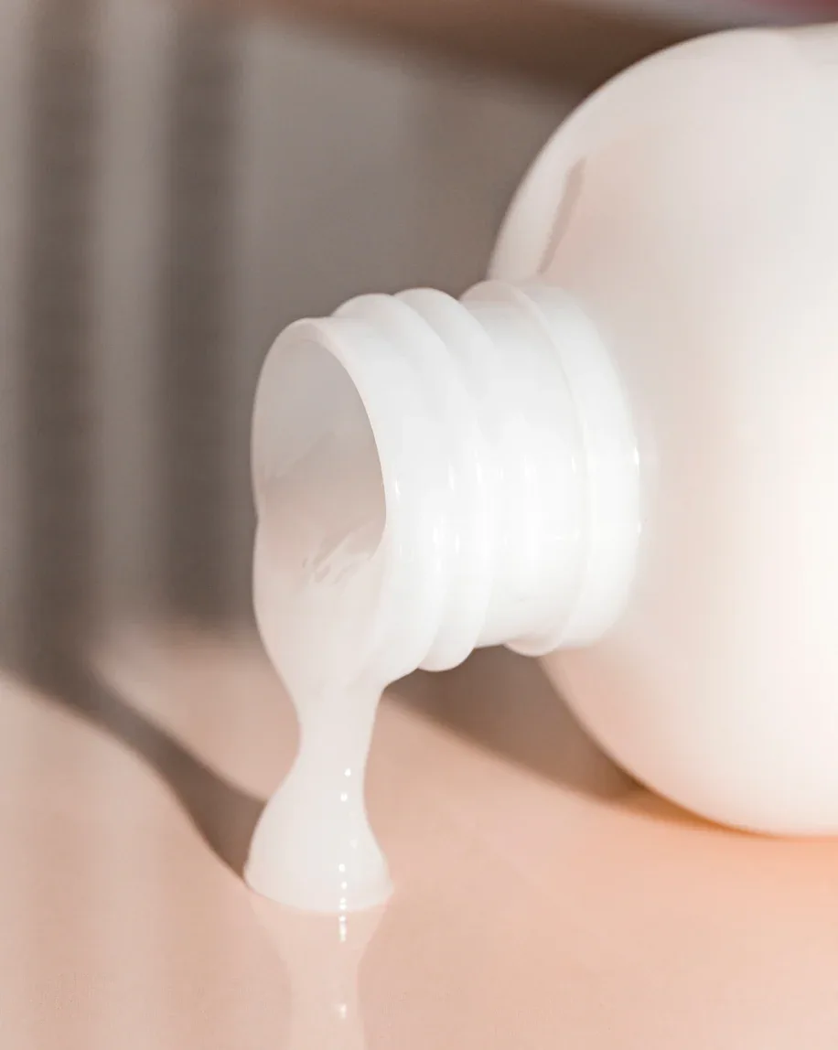 Glossier Milky Jelly Cleanser – Temizleyici - Sneaker Türkiye