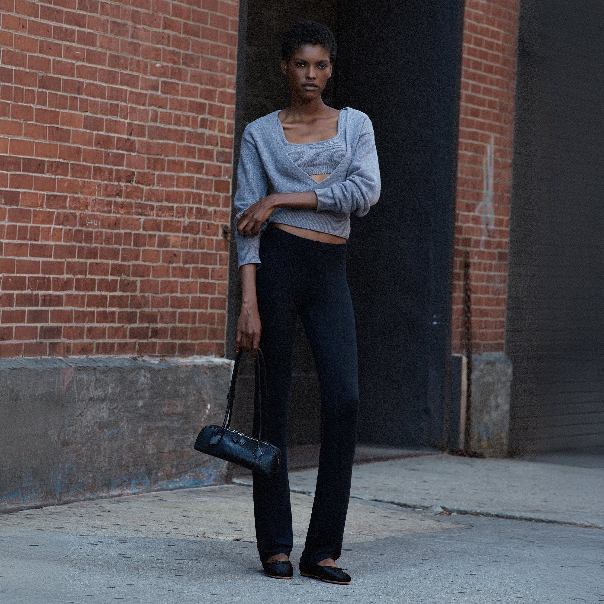 SKIMS TEXTURED KNIT WRAP SWEATER | DARK HEATHER GREY - Sneaker Türkiye