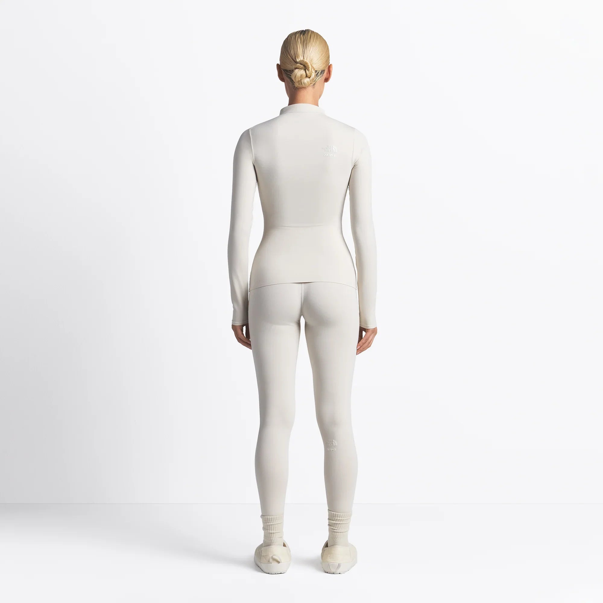 THE NORTH FACE X SKIMS REFINA LEGGING | BONE - Sneaker Türkiye
