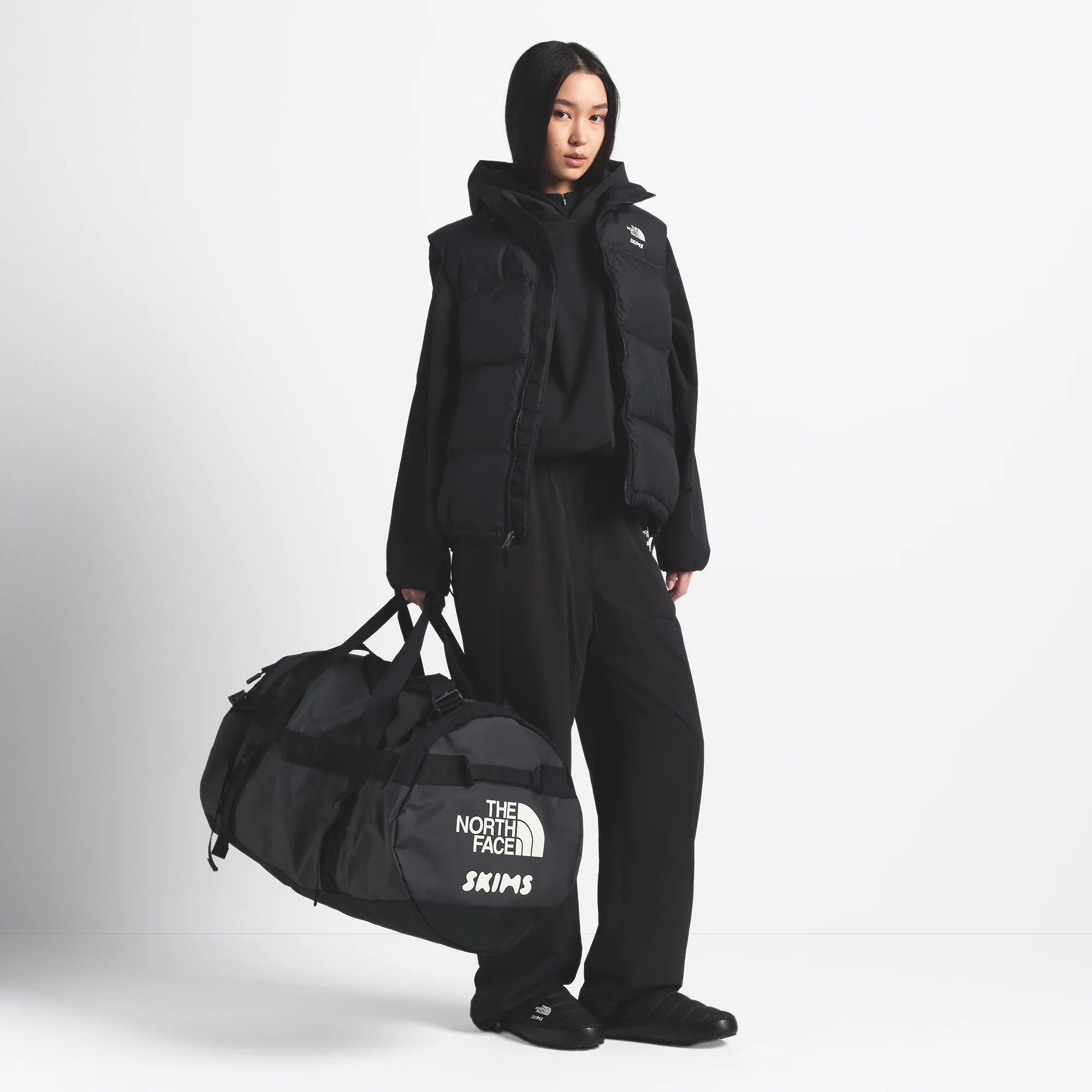 THE NORTH FACE X SKIMS LARGE BASE CAMP DUFFLE BAG | ONYX - Sneaker Türkiye