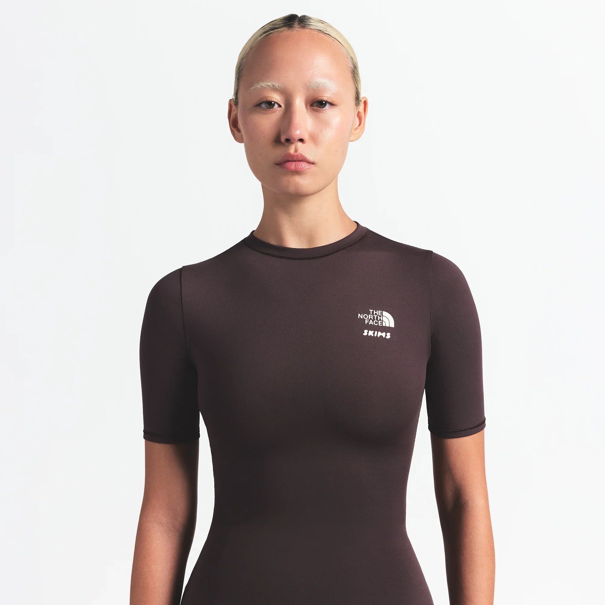 THE NORTH FACE X SKIMS REFINA SHORT SLEEVE TOP | PHOENIX - Sneaker Türkiye