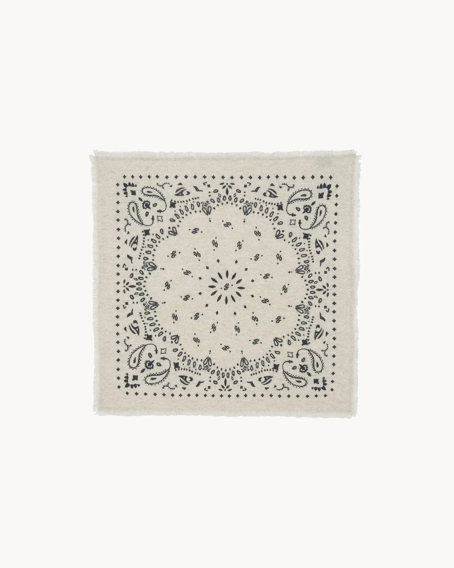 KUJTEN Small Bandana Hachi Oats White – Bandana - Sneaker Türkiye