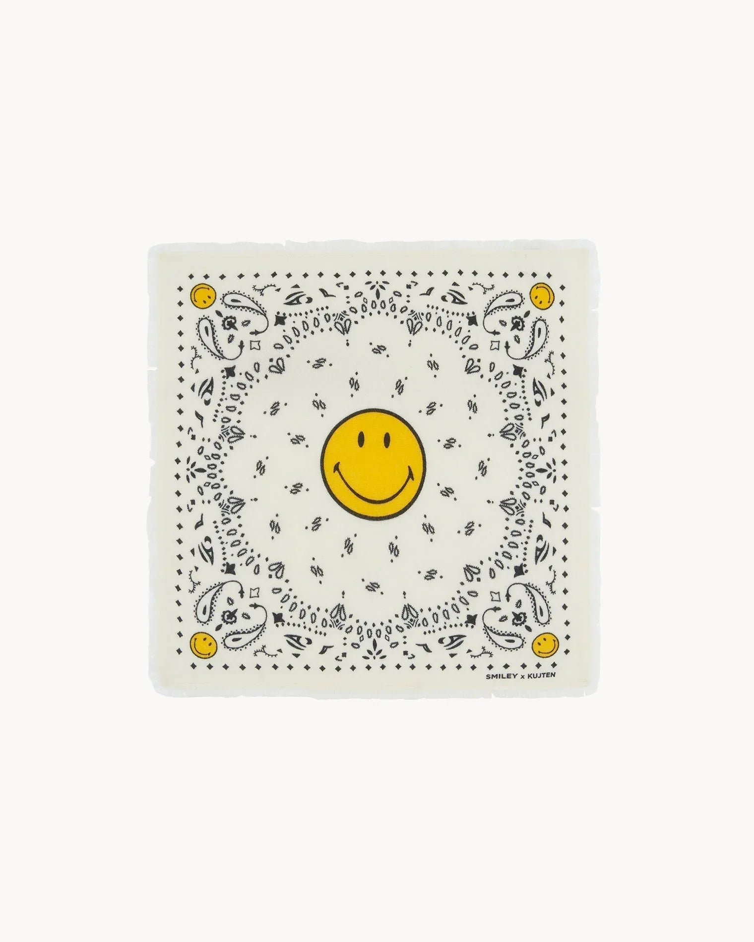 KUJTEN Small Bandana Hachi Smiley White – Bandana - Sneaker Türkiye