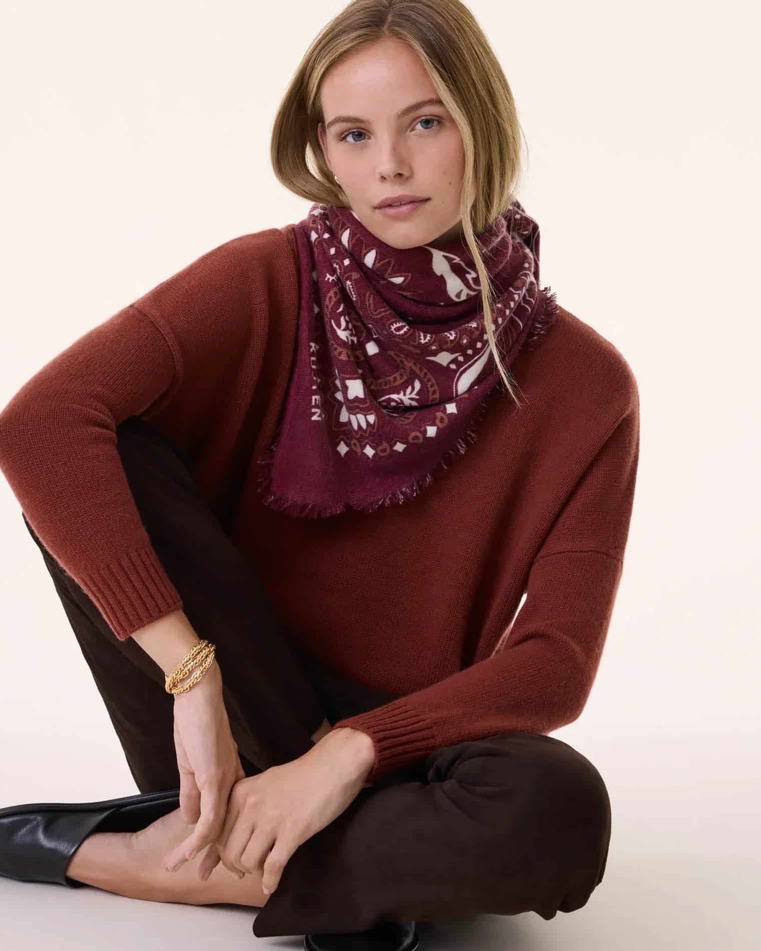KUJTEN Large Bandana Hachiko Feather Bico Burgundy – Bandana - Sneaker Türkiye