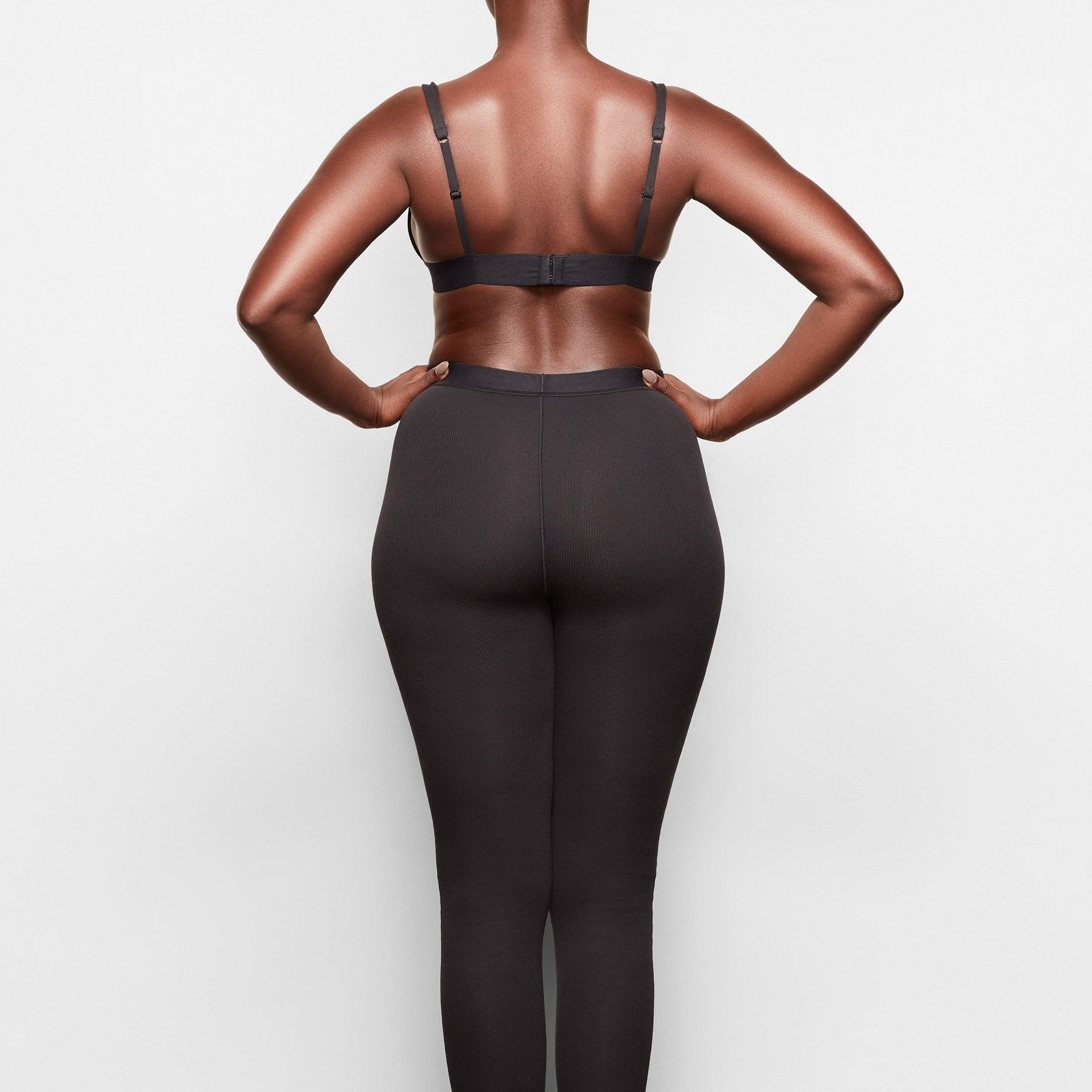 SKIMS COTTON RIB LEGGING | SOOT - Sneaker Türkiye