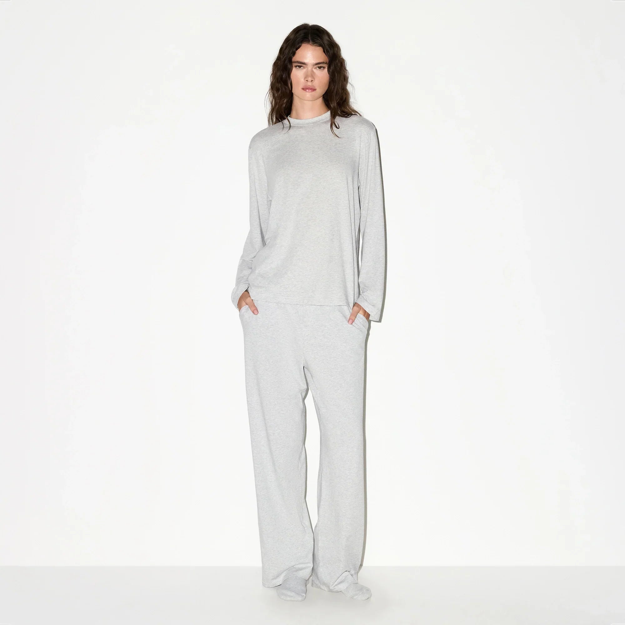 SKIMS BOYFRIEND LONG SLEEVE T-SHIRT | LIGHT HEATHER GREY - Sneaker Türkiye