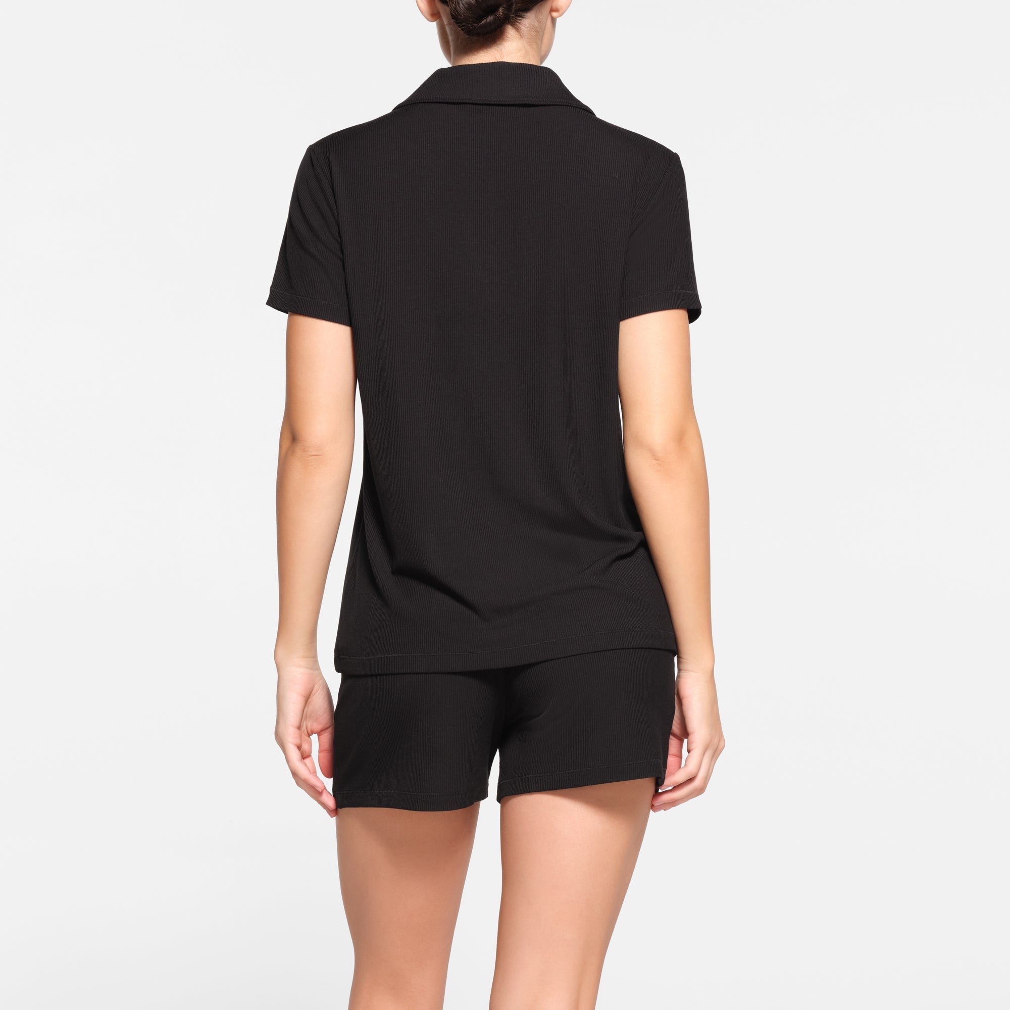 SKIMS SOFT LOUNGE SHORT SLEEP SET | ONYX - Sneaker Türkiye