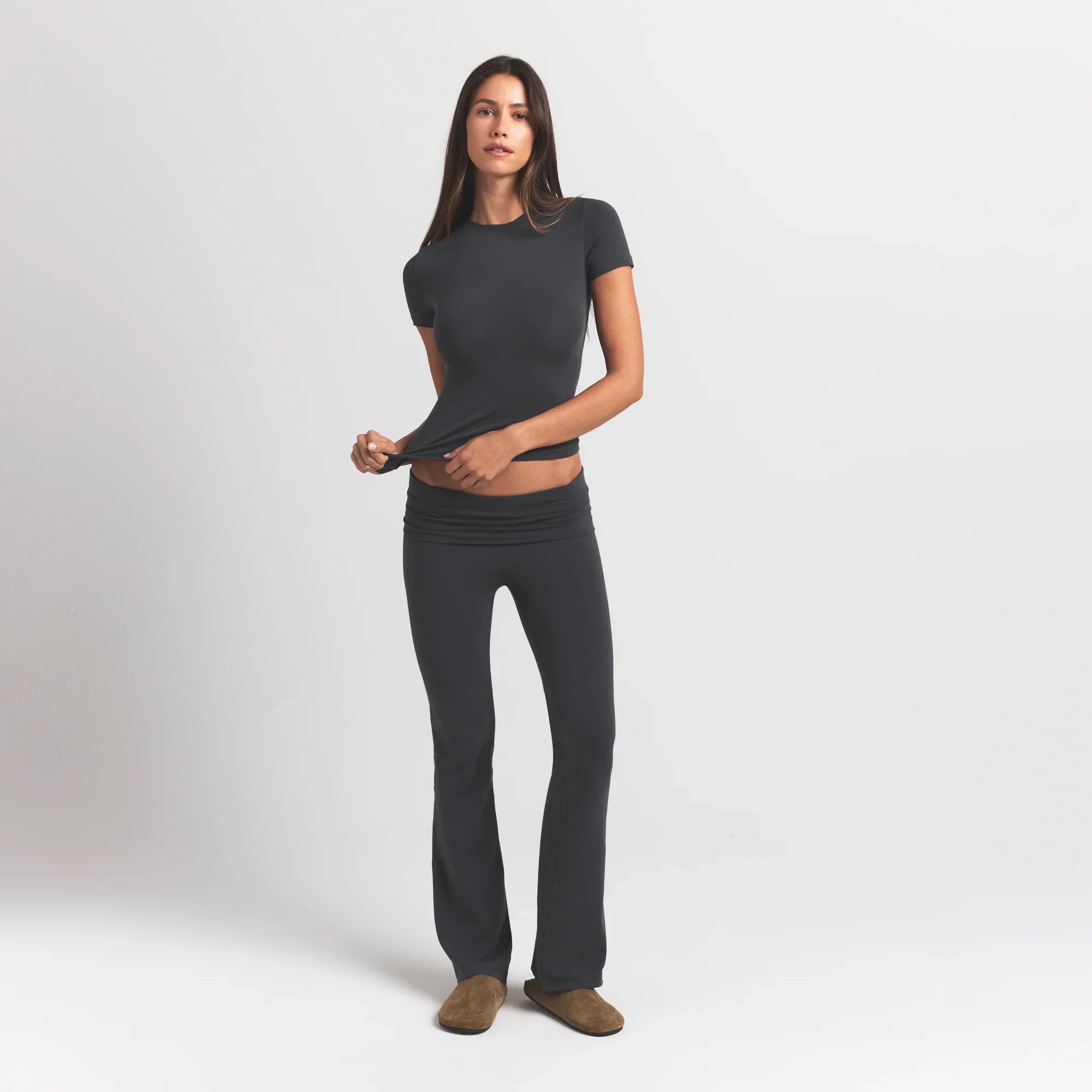 SKIMS COTTON JERSEY T-SHIRT | ASH - Sneaker Türkiye
