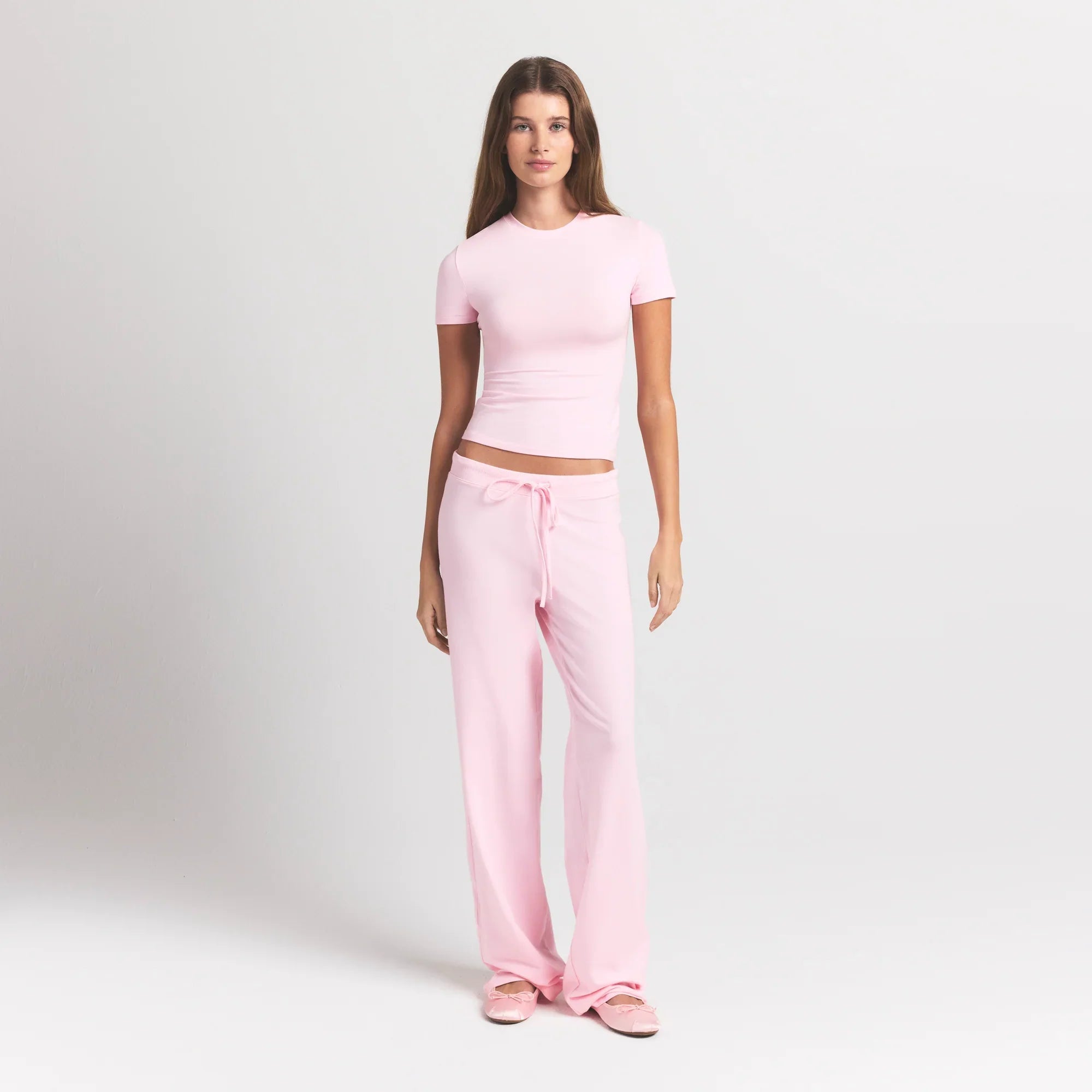 SKIMS COTTON JERSEY T-SHIRT | CHERRY BLOSSOM - Sneaker Türkiye