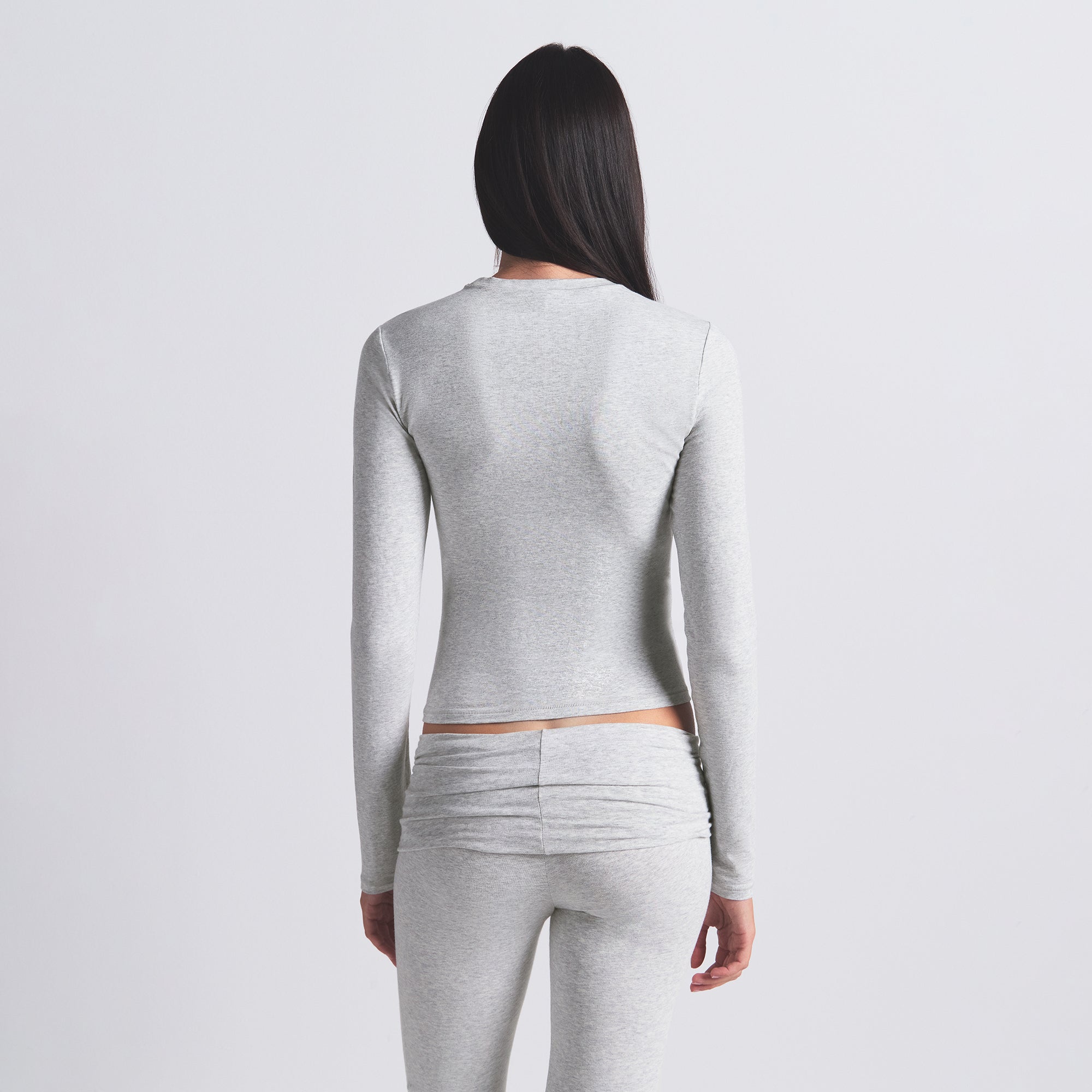 SKIMS COTTON JERSEY LONG SLEEVE T-SHIRT | LIGHT HEATHER GREY - Sneaker Türkiye