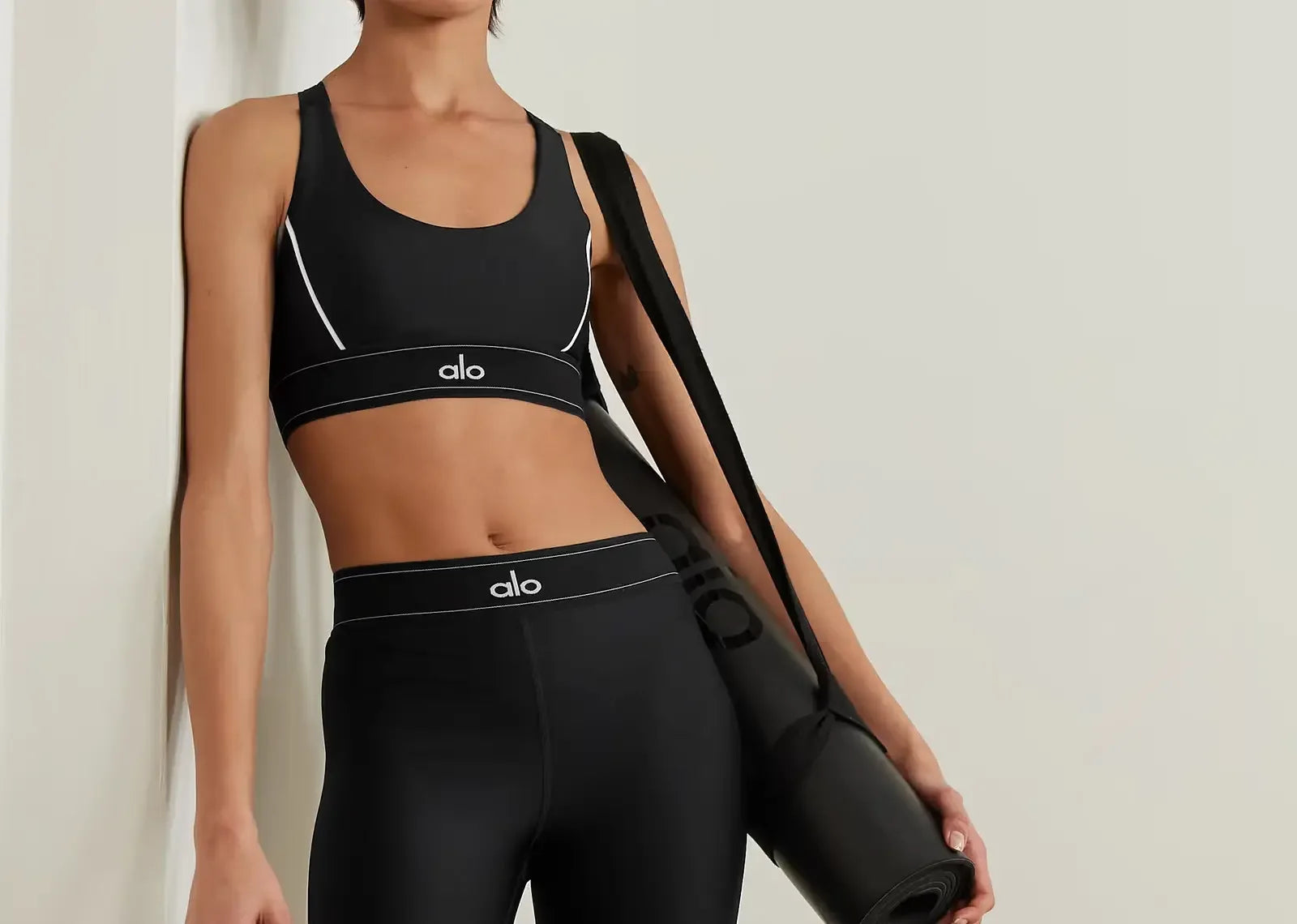 Alo Yoga Airlift Suit Up Sports Bra Black White - Sneaker Türkiye