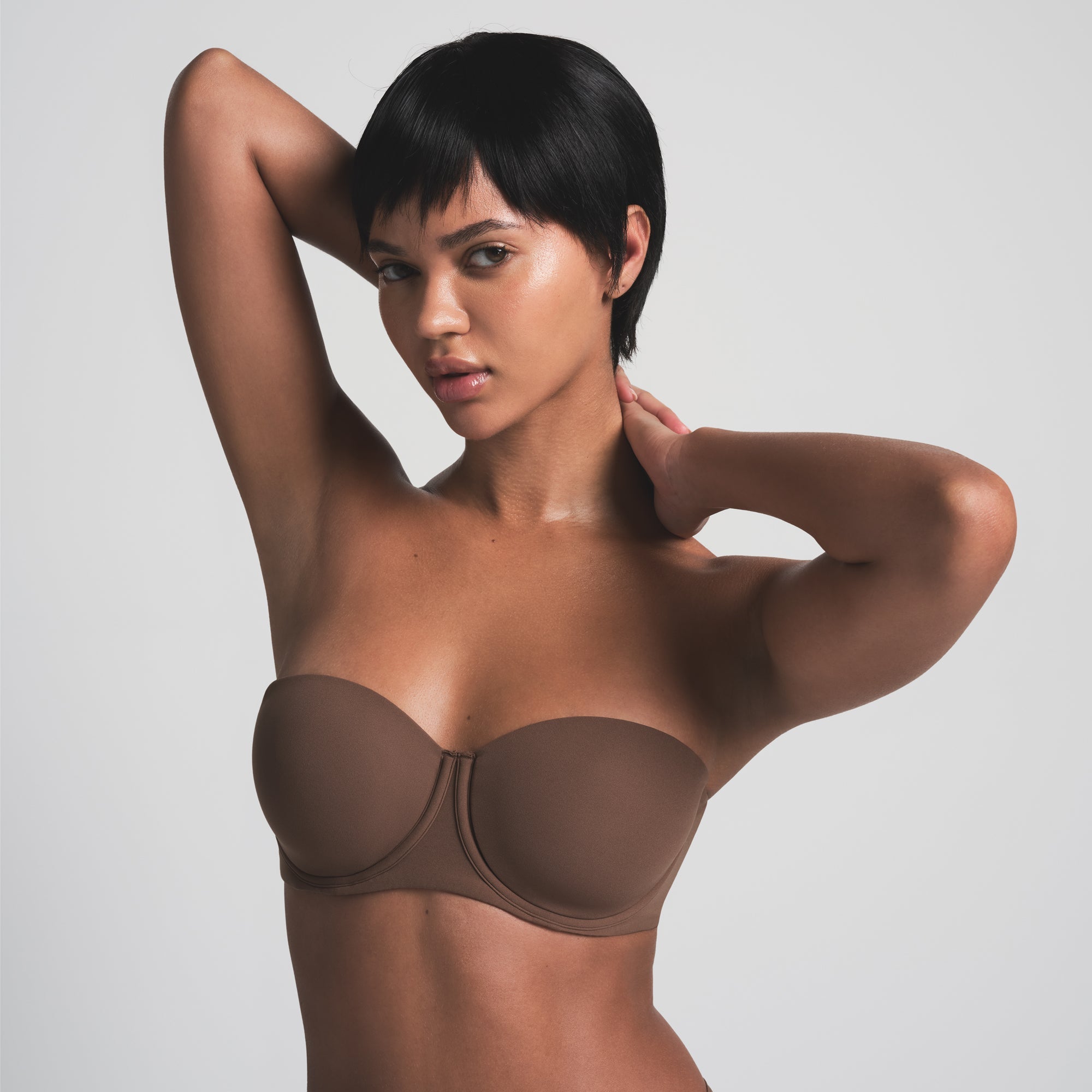 SKIMS FITS EVERYBODY STRAPLESS BRA | JASPER - Sneaker Türkiye
