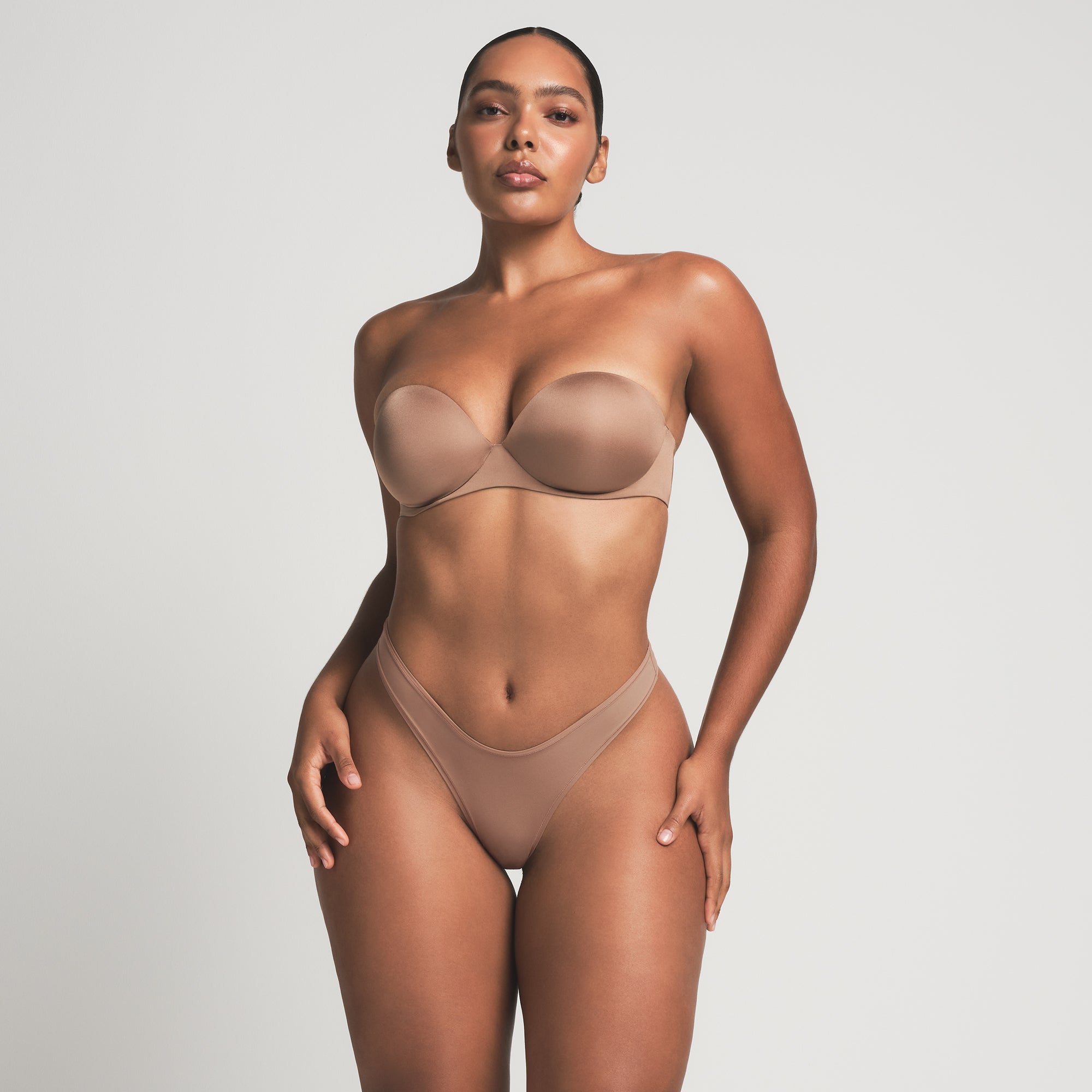 SKIMS ULTIMATE STRAPLESS PUSH-UP BRA | SIENNA - Sneaker Türkiye
